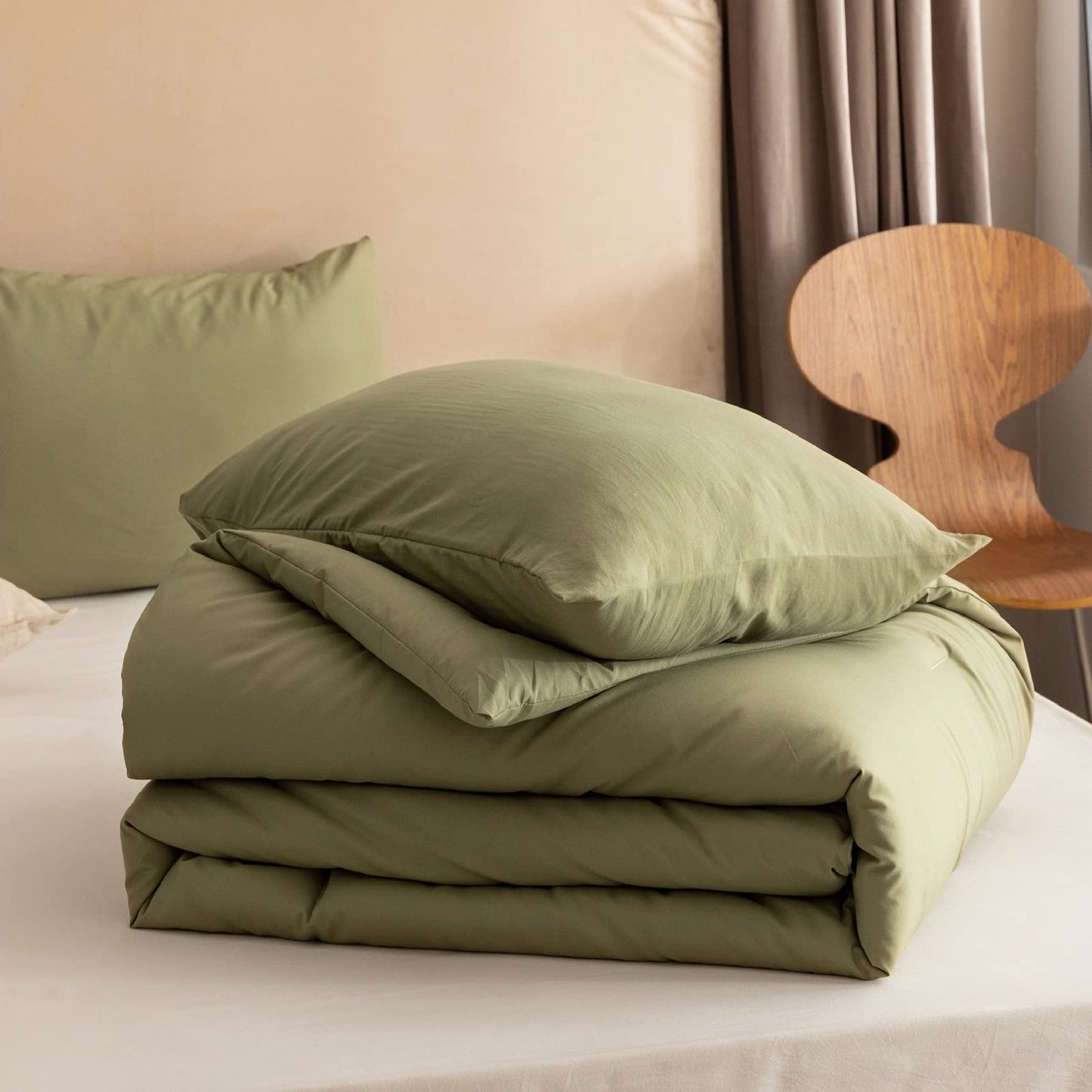 ROSGONIA King Size Comforter Set Olive Green, 3pcs (1 Boho Comforter & 2 Pillowcases), Lightweight Bedding Blanket All Season Bedspreads Quilt
