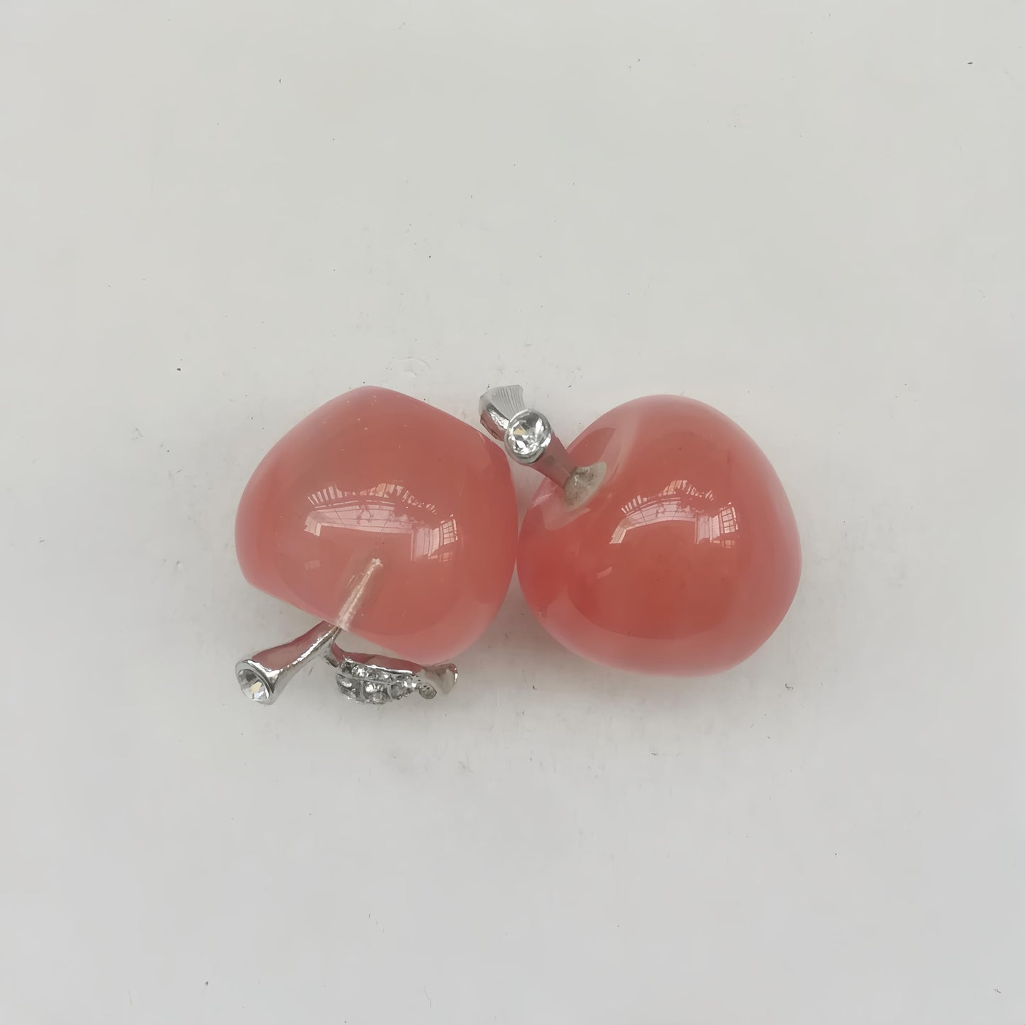 Sunshcat Synthetic Cherry Quartz 1.18 Inchs Apple Crystal and Healing Stone Statues,Room Decoration Christmas Decorations Thanksgiving Gifts Office Gifts Collectibles