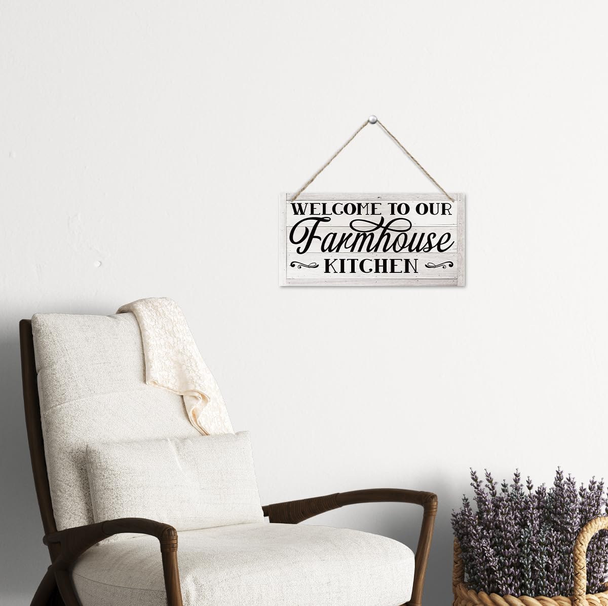Rustic Farmhouse Kitchen Sign, Hanging Wooden Wall Art - Welcome To Our Farmhouse, Welcome Sign, Country Door Decor, Kitchen Open Daily Signs, Housewarming Gifts, Retro Wall Art 11.8 * 5.9 in