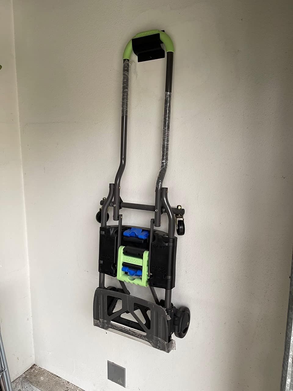 Tetra-Teknica GMH-01 4-in Steel Wall Mount Ladder and Wheelbarrow Hanger, Matte Black