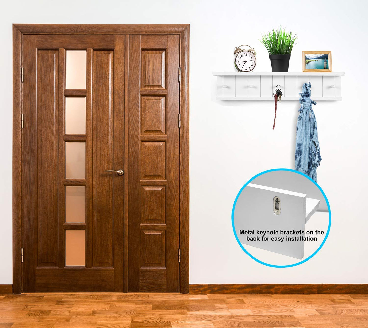 Greenco Entryway Wall Mounted Floating Shelf with Wooden Peg Style Hooks, Hat and Coat Hanging Storage Shelf, 24” – White