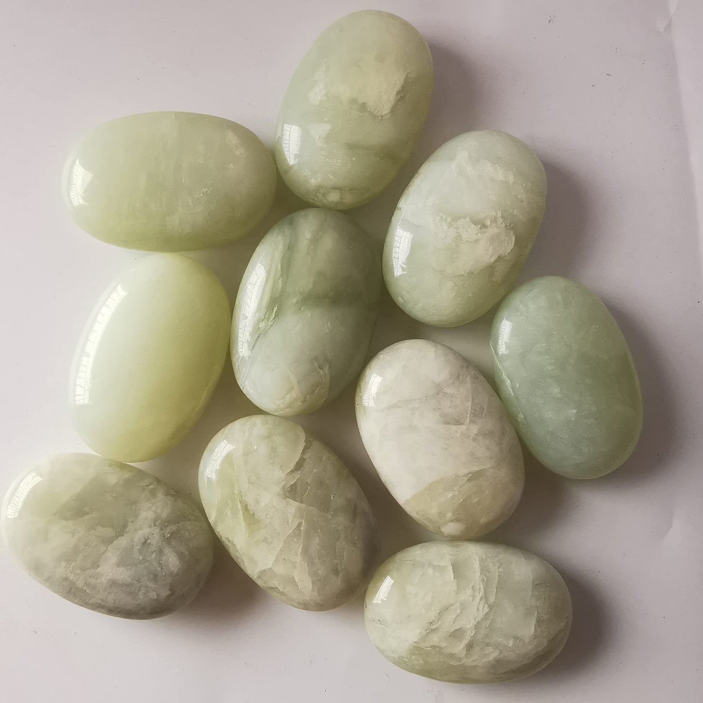 Loveliome Natural New Jade Oval Polished Worry Stones, Healing Crystal Indoor Fountain Stones Massage Energy Anxiety Relief Items