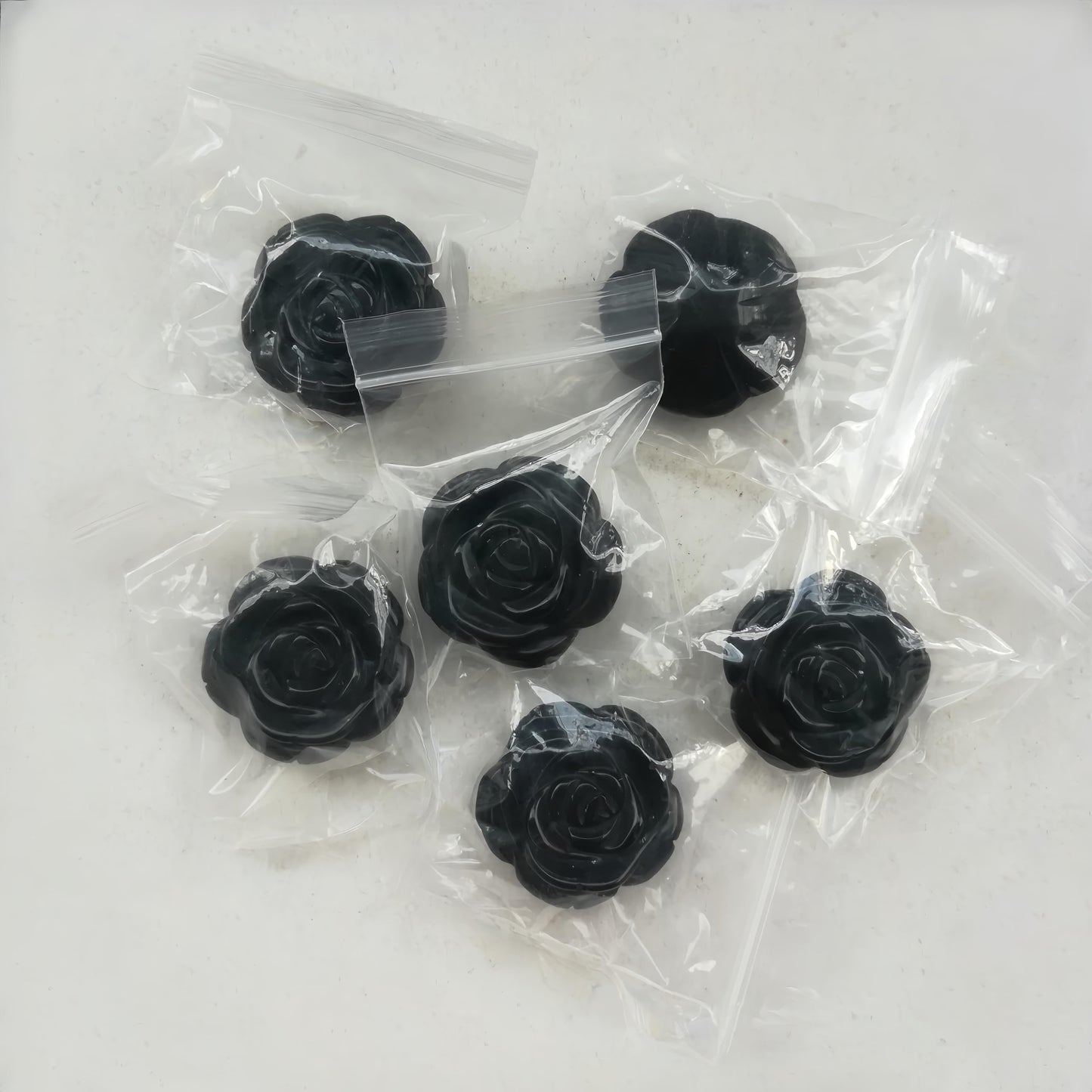 Sunshcat Natural Black Obsidian Crystal Rose Pendant,Three Dimensional Carved Healing Meditation Jewelry Crystals and Healing Stone Figurine,Suitable for DIY Jewelry Making and Valentine's Day Gift