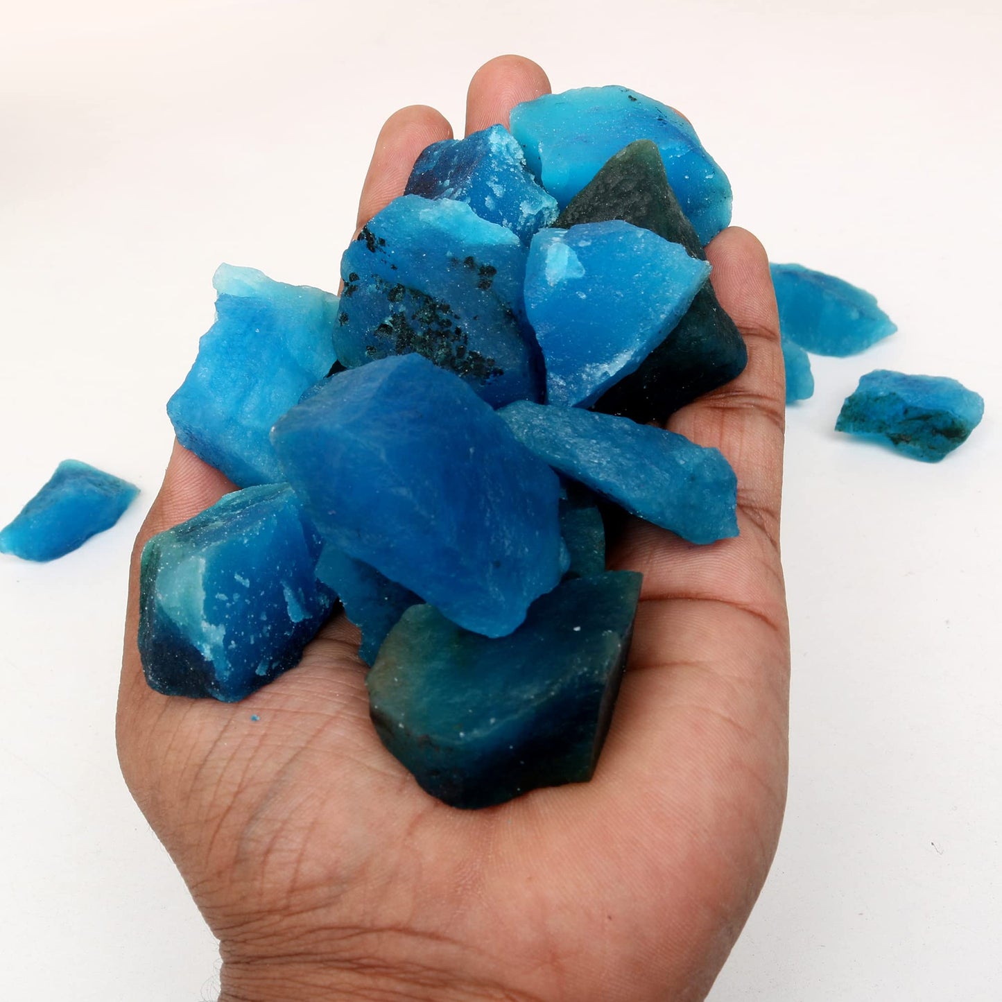 REAL-GEMS Natural Raw Healing Crystals Rough Stones for Tumbling, Cabbing, Polishing, Wire Wrapping, Wicca & Reiki Crystal Healing, Mix Gemstones,7 Chakra (Aquamarine)