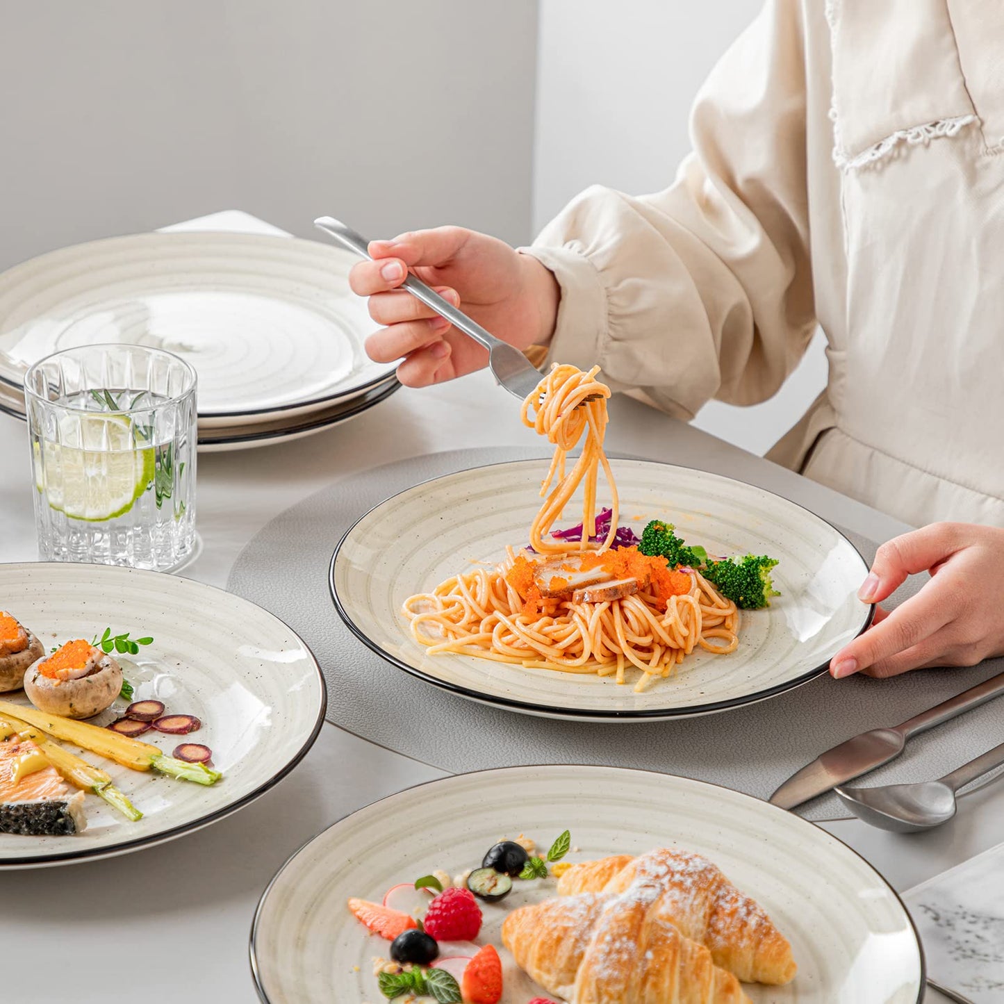vancasso Bonbon Dinner Plates Set of 6, 10.5 Inch Ceramic Dinner Pasta Plates,Large Dinnerware Plate for Kitchen, Microwave & Dishwasher Safe Serving Bowls, Beige