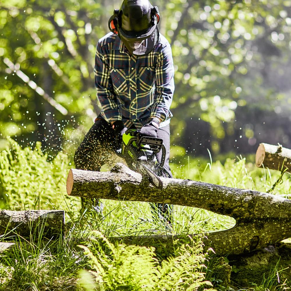 Greenworks 60V 18" Brushless Cordless Chainsaw, 4.0Ah Battery and Charger Included