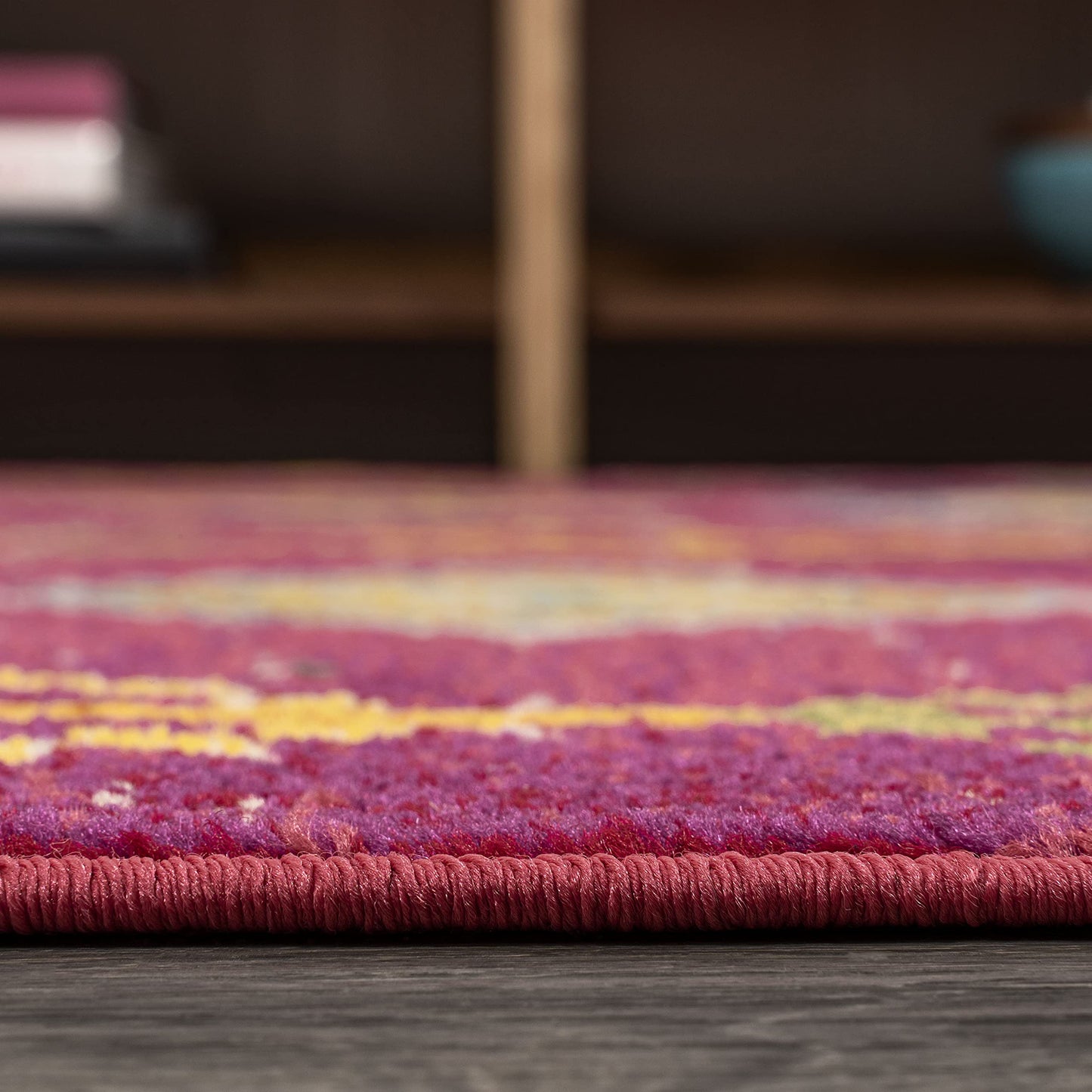 JONATHAN Y Tribal Love Geometric Pink/Multi Indoor Area Rug, 4x6, Bohemian, Casual, Easy-Cleaning for Living Room, Bedroom, Kitchen, Pet Friendly, Non-Shedding (MOH105B-4)