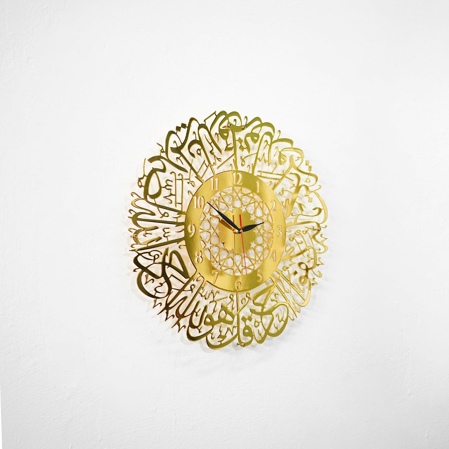 iwa concept Surah Al Ikhlas Shiny Metal Islamic Clock with Silent Mechanism | Islamic Ramadan Wall Decorations | Modern Muslim Housewarming Gift | Arabic Calligraphy | Quran Wall Art | (Shiny Gold)