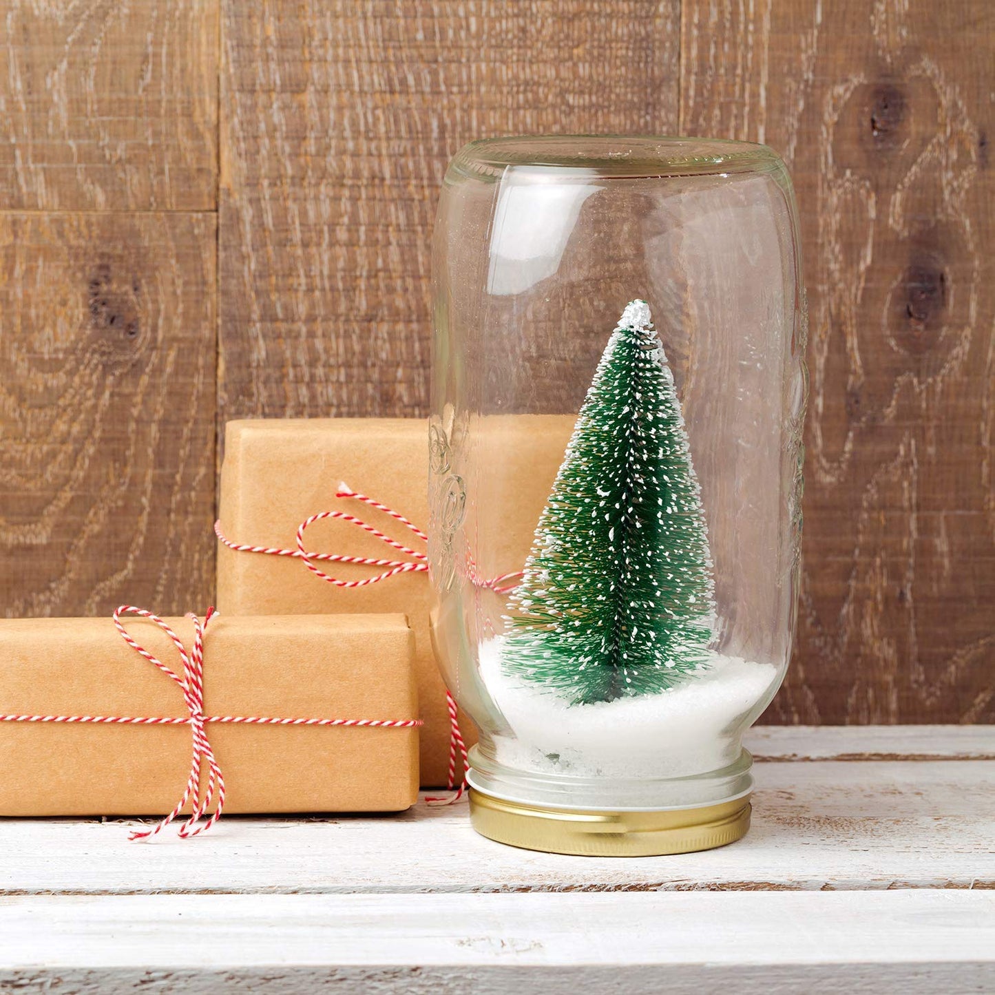 Yahpetes Miniature Christmas Tree 6 Pcs Pine Trees Sisal Trees Snow Frost Ornaments with Wooden Bases for Miniature Scenes, Christmas Crafting and Designing, Mixed Size