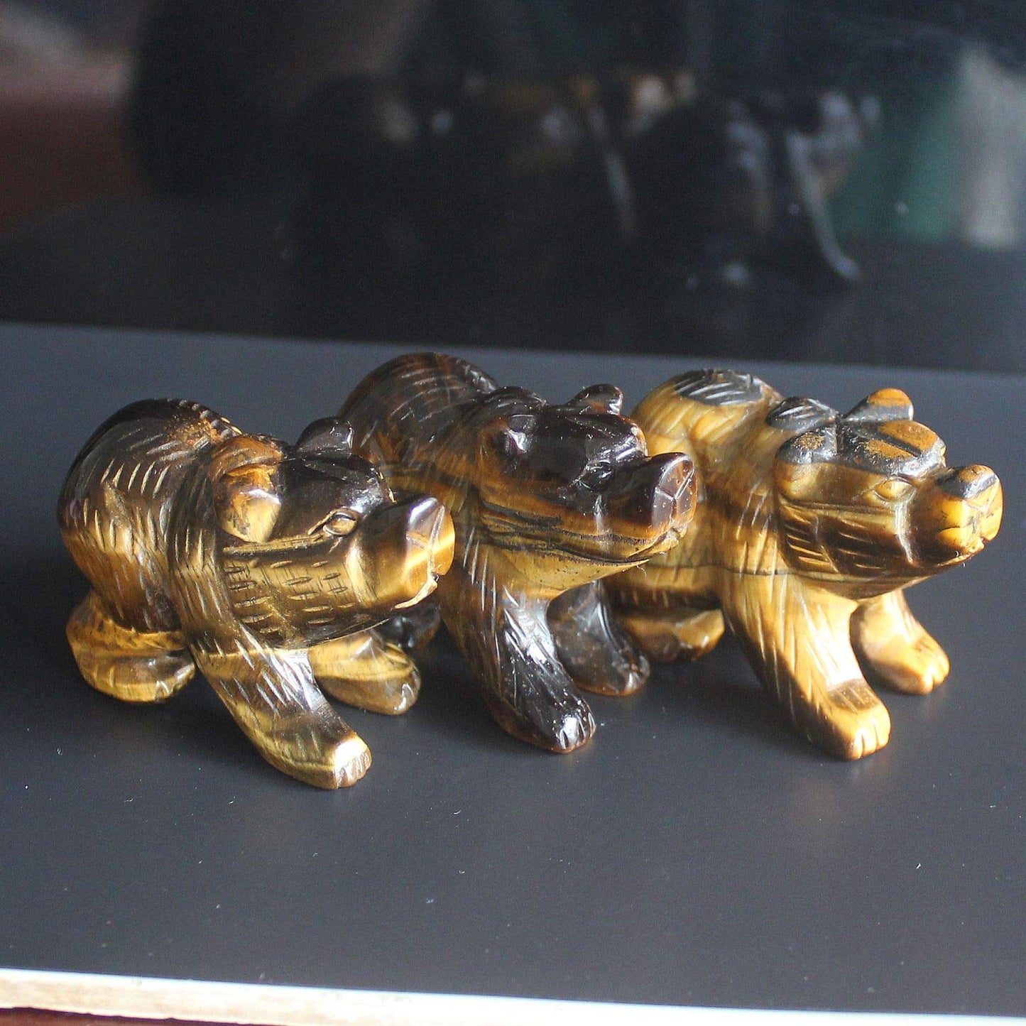 2'' Hand Carved Mixed gemstom Crystal Bear Figurine Animal Carving (Golden Tiger Eye)