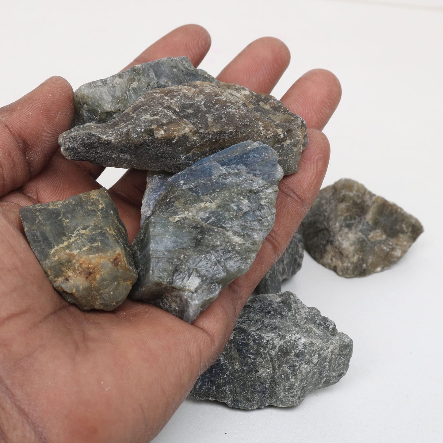 REAL-GEMS Natural Labradorite 1lb lot Raw Healing Crystals Rough Stones for Tumbling, Cabbing, Polishing, Wire Wrapping, Wicca & Reiki Crystal Healing, Mix Gemstones,7 Chakra (Labradorite)