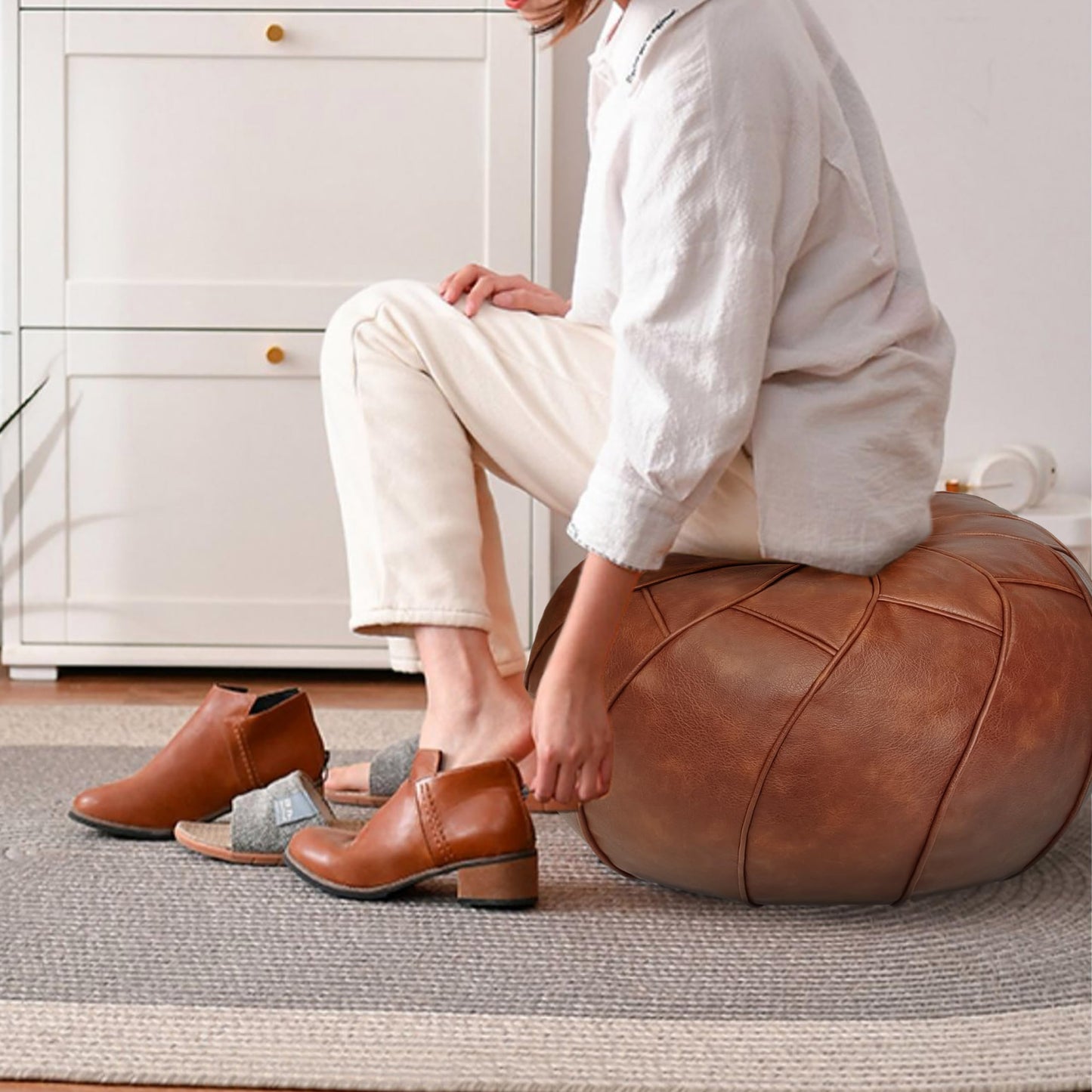 Thgonwid Round Unstuffed Pouf Cover, Leather Foot Stool Ottoman with Storage, Bean Bag Floor Chair, Multi Functional Footrest for Living Room, Bedroom or Balcony (Brown)