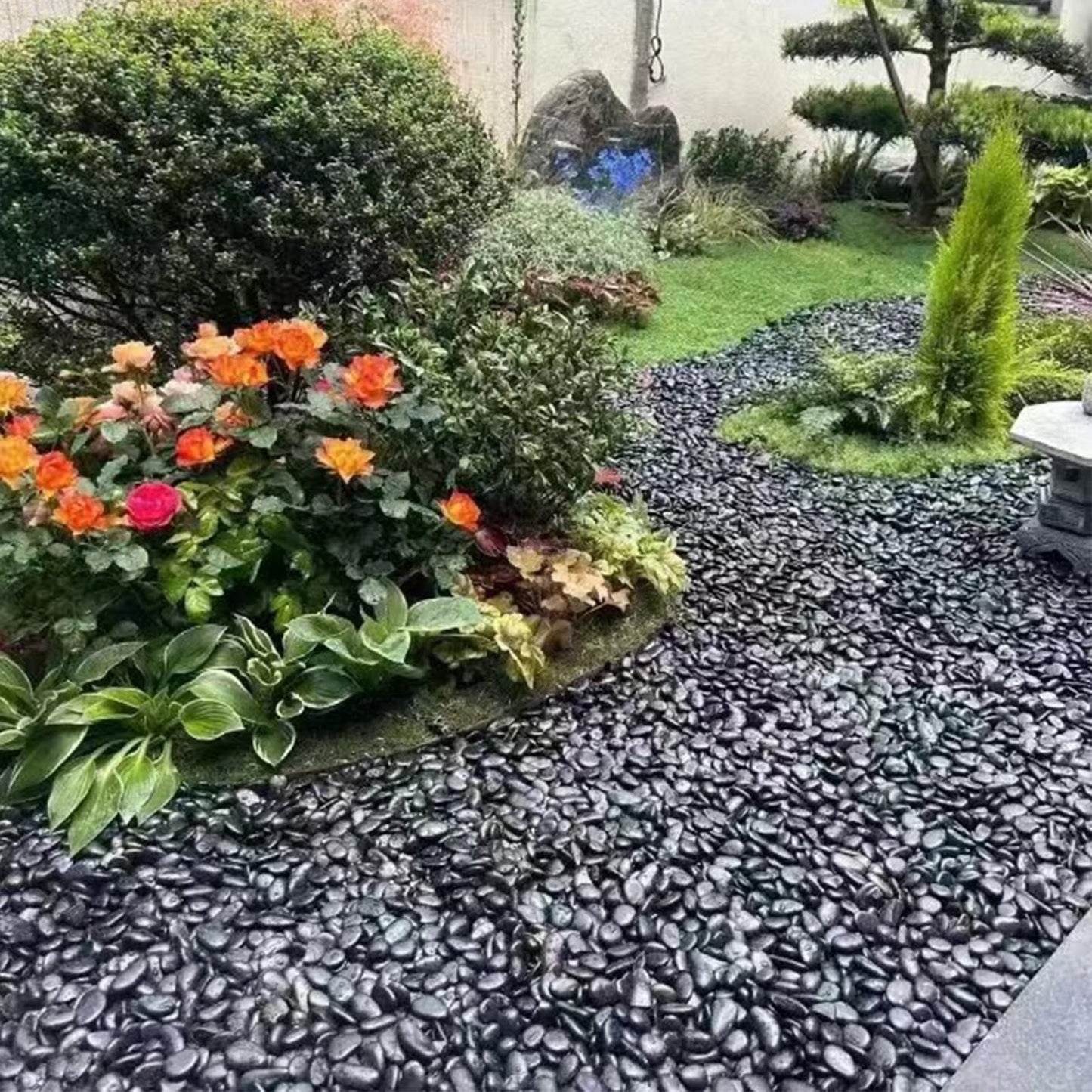 FANTIAN 40 Pounds Black Natural River Pebbles – 2-3 Inch Decorative Black Ornamental River Pebbles for Garden Landscaping, Home Décor, Outdoor Paving, Fountain Decoration
