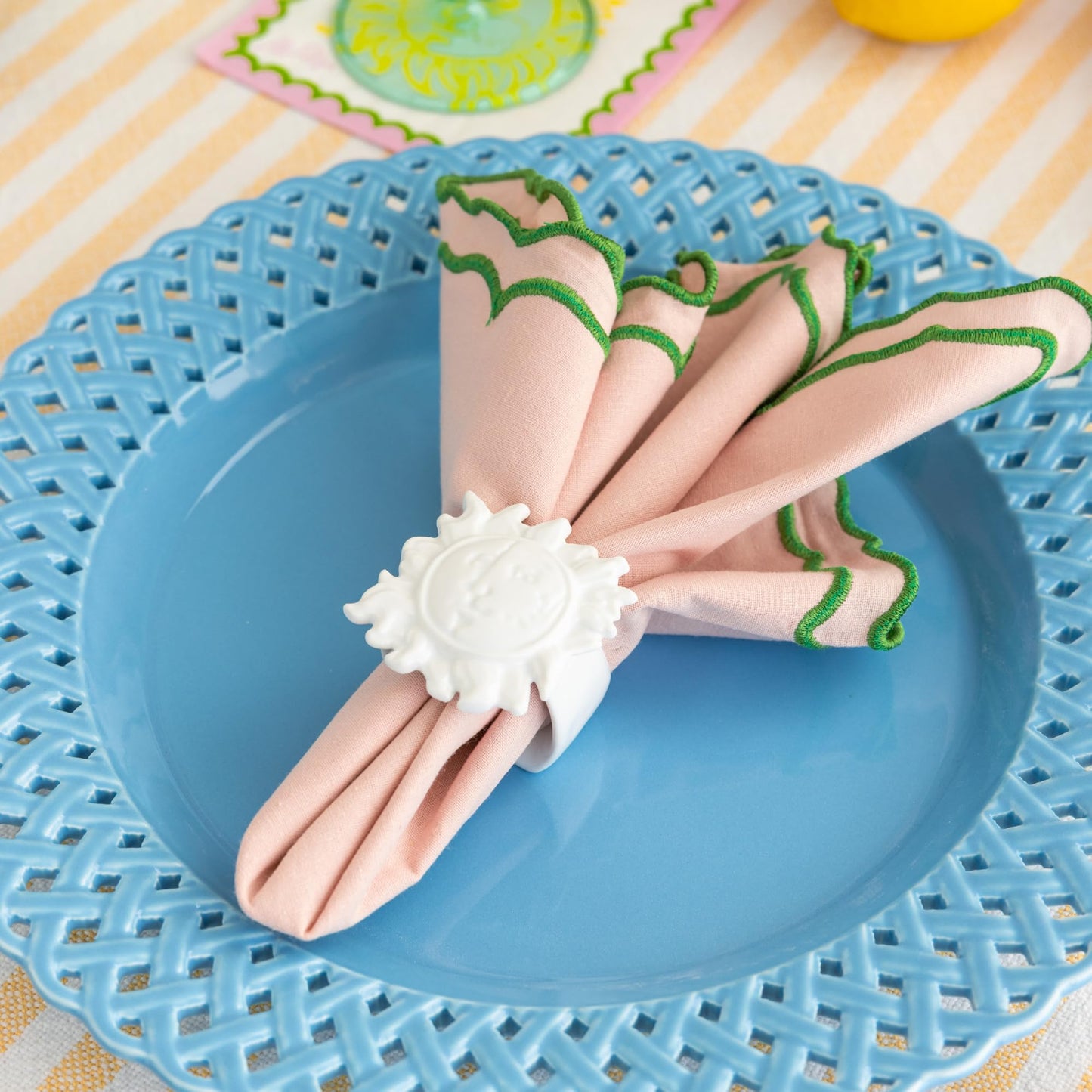 Lilly Pulitzer Ceramic Napkin Ring Set of 4, Sun Table Setting Accessories, Coastal White Napkin Holder Rings (Sun Tiles Home)