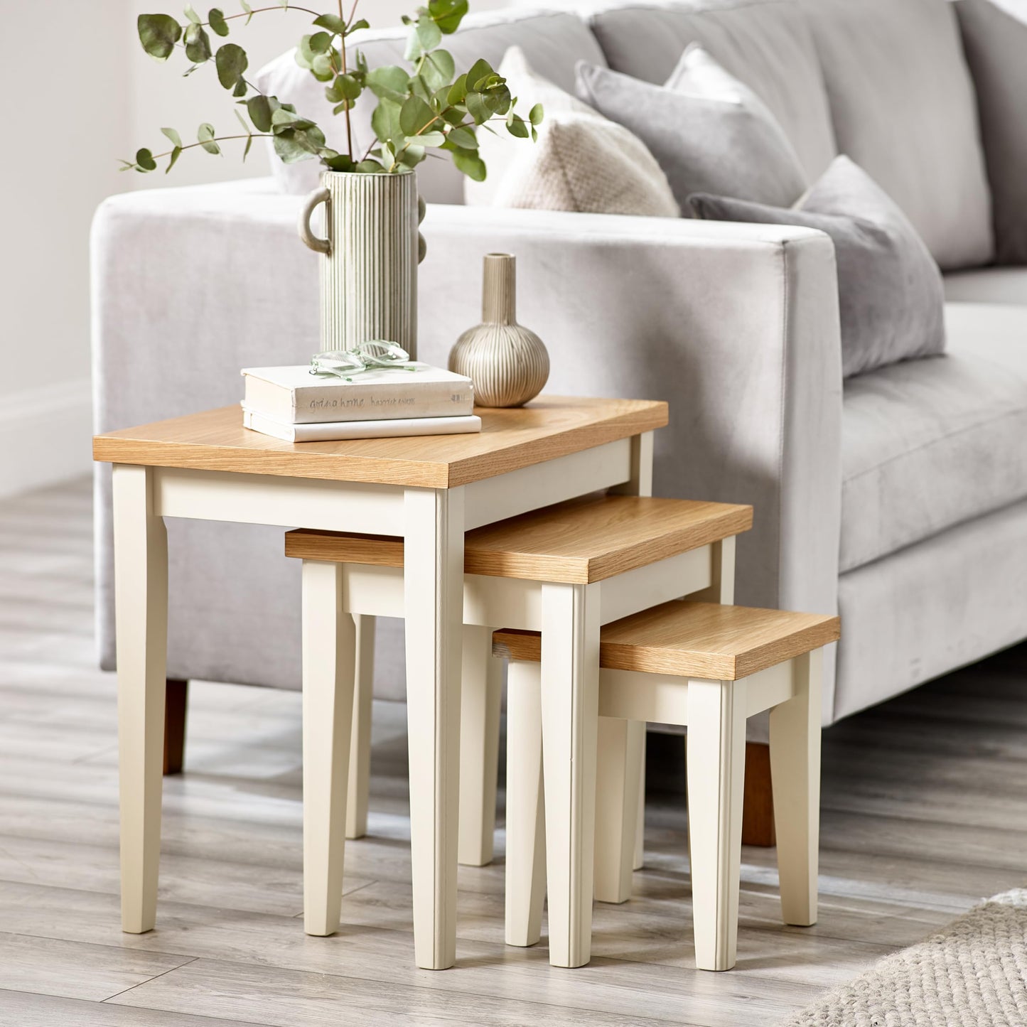 Furniturebox UK Set of 3 Wooden Nesting Tables - Eden Solid Wood Nested Tables - Pale Oak Veneer Tops Cream Legs - Modern Farmhouse Traditional Living Room Furniture - Solid Rubberwood