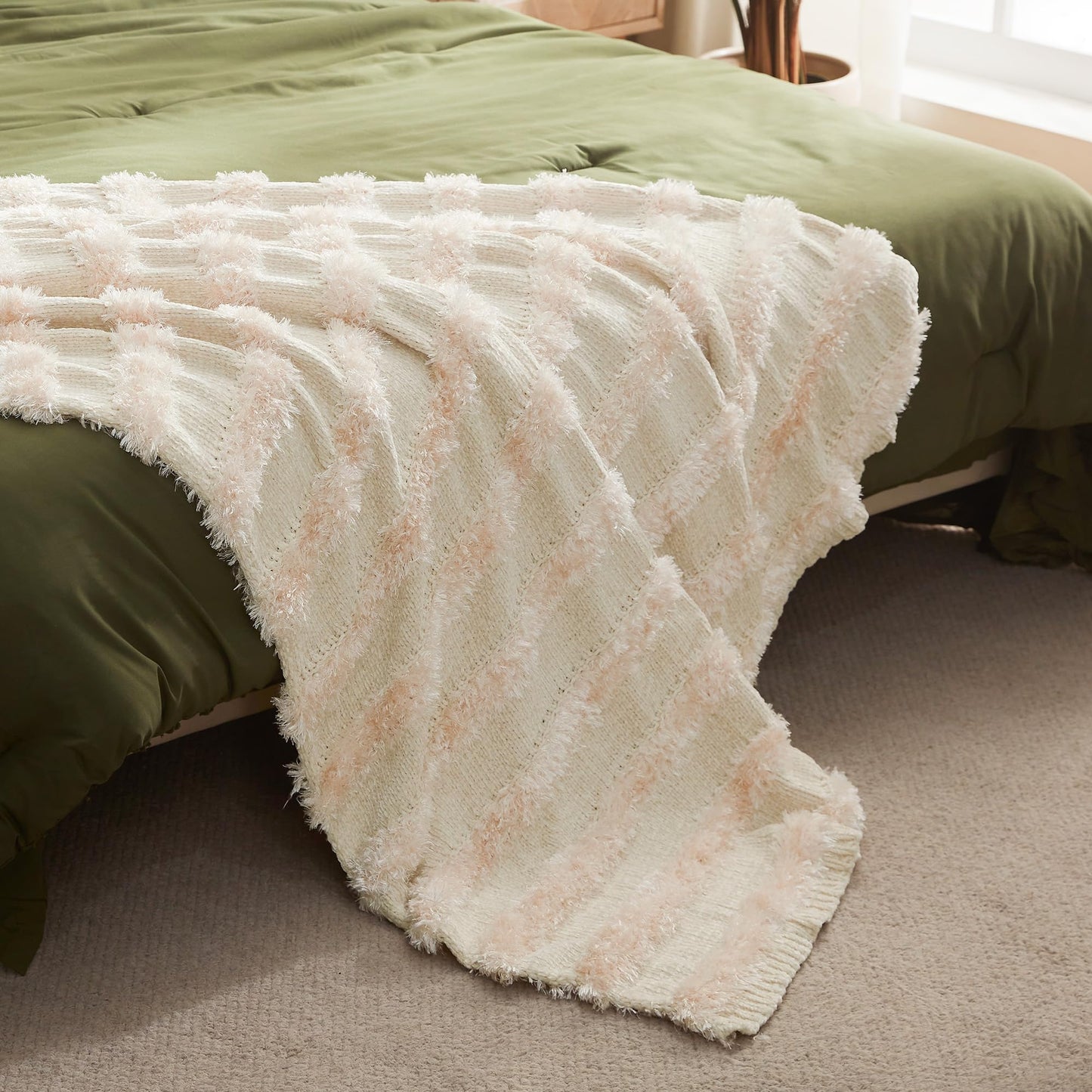 SLEEP ZONE Chenille Throw Blanket for Couch, Soft Farmhouse Blankets for Sofa Chair Bed Home Decoration Cozy Knit Blankets 60"x80", White