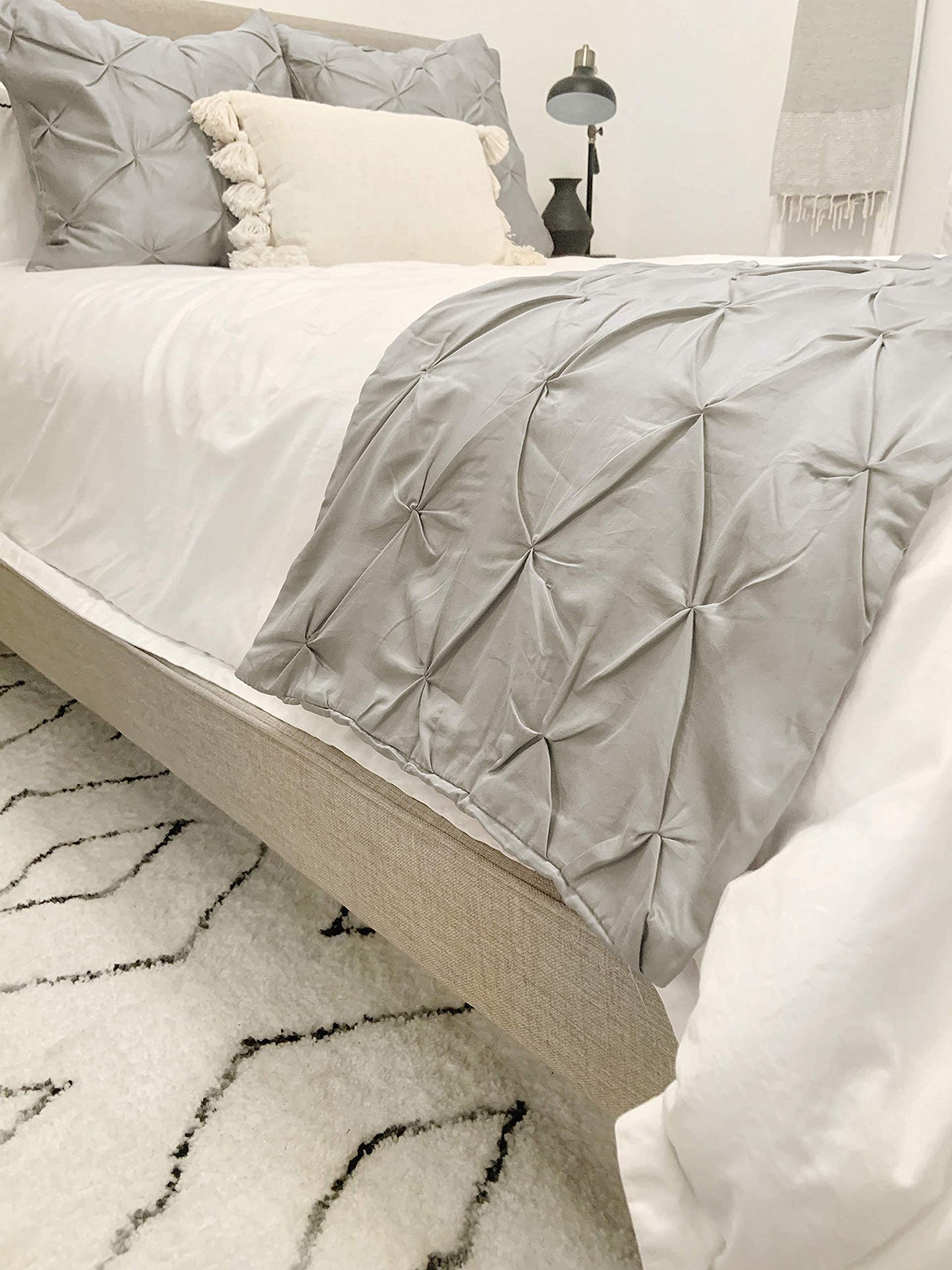 KBC linen 100% Cotton 800 Thread Count Pinch Pleated, Easy Care Decorative Bed Scarf Solid, 1 Piece Pinch Pleated Bed Runner, California King Size (108"X20") Light Grey