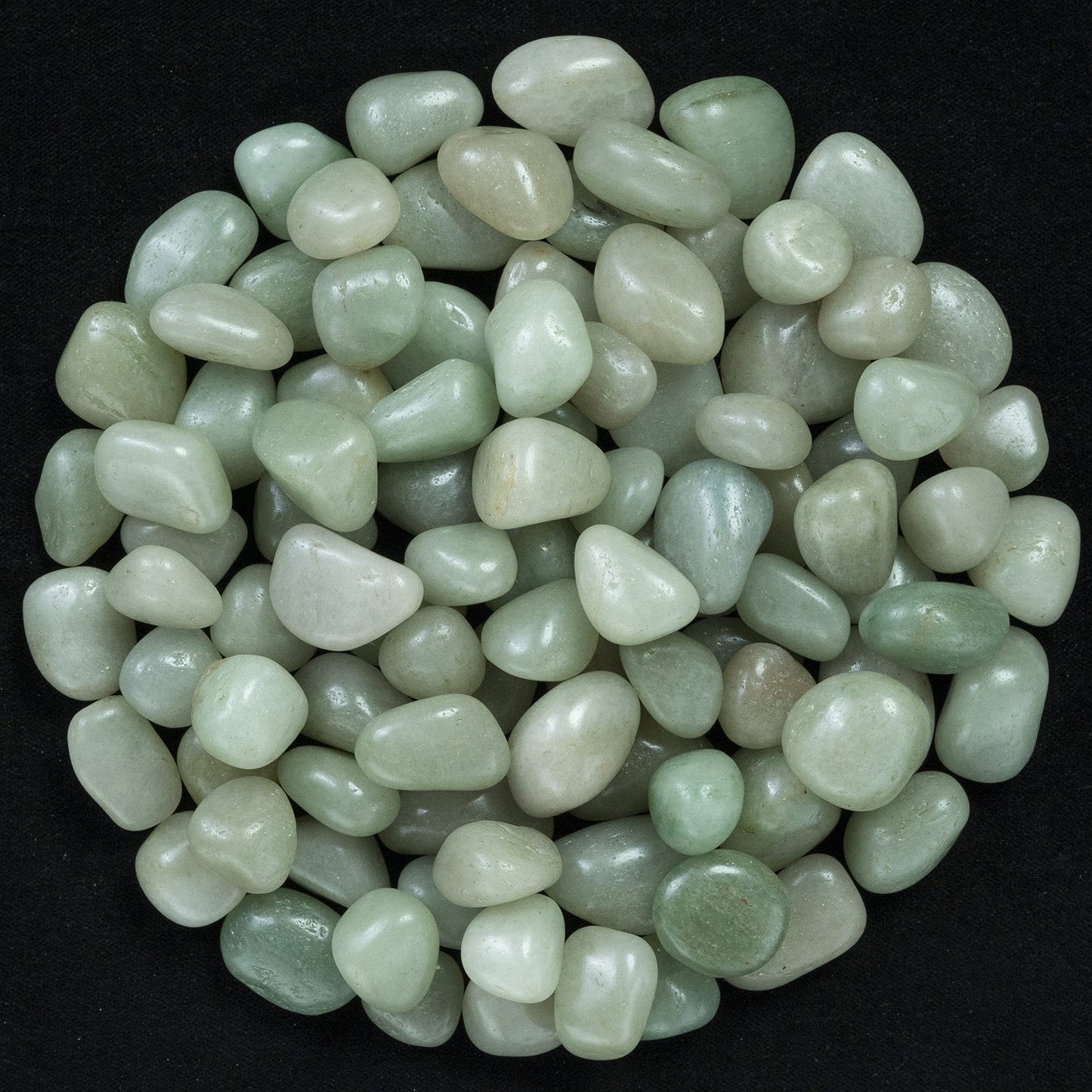 Crocon 1LB Green Jade tumbled stones and Crystals bulk 2000+ Carats natural Crystal Kit for Reiki Healing Crystal Polished, tumble stones, Chakra Balancing, Reiki Gift, Home Decor Size : 20mm