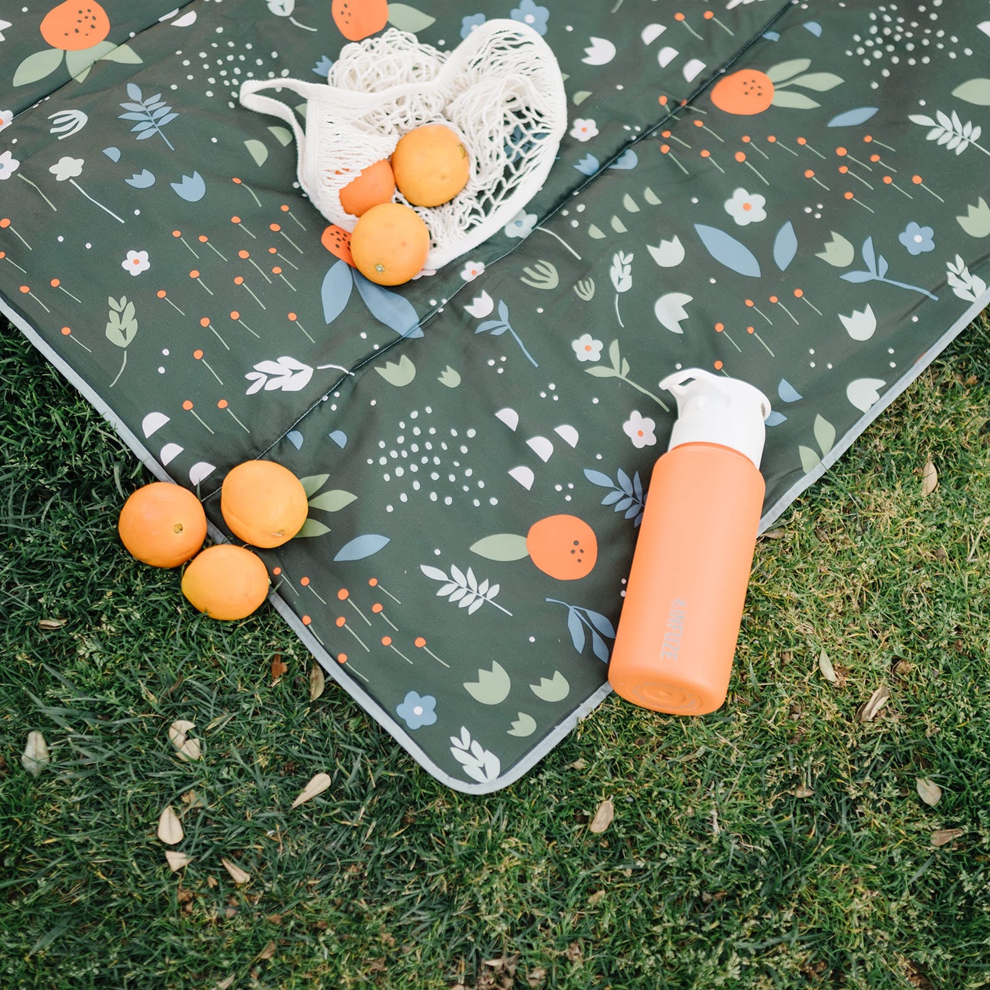 RED ROVR Large Indoor/Outdoor Adventure Blanket |for Parks, the Beach and Indoor activites |Compact with Shoulder Strap & Pocket (Orange Blossom)