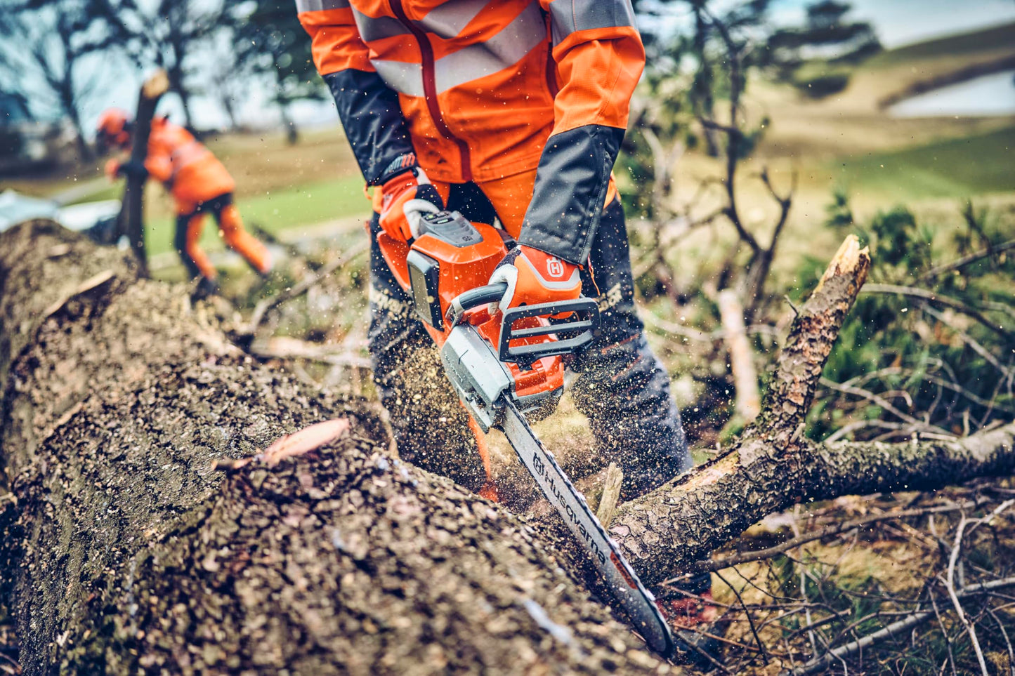 Husqvarna 542i XP 16 Inch 40V Battery Powered Cordless Chainsaw, Battery and Charger Not Included (Tool ONLY), Gifts for Men