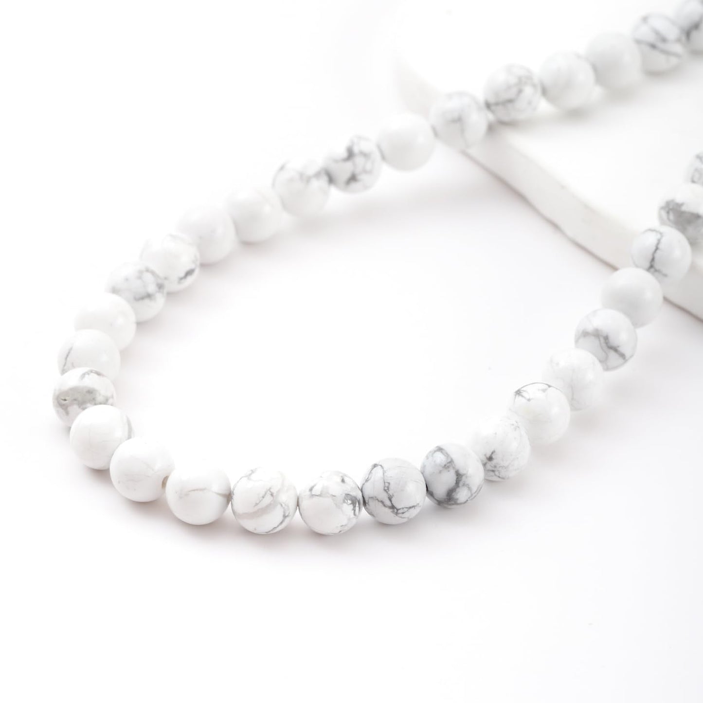 6mm 60pcs DIY Natural White Howlite Stone Beads Round Healing Crystal Gemstone Loose Beads for Jewelry Making Handmade Bracelet Necklace