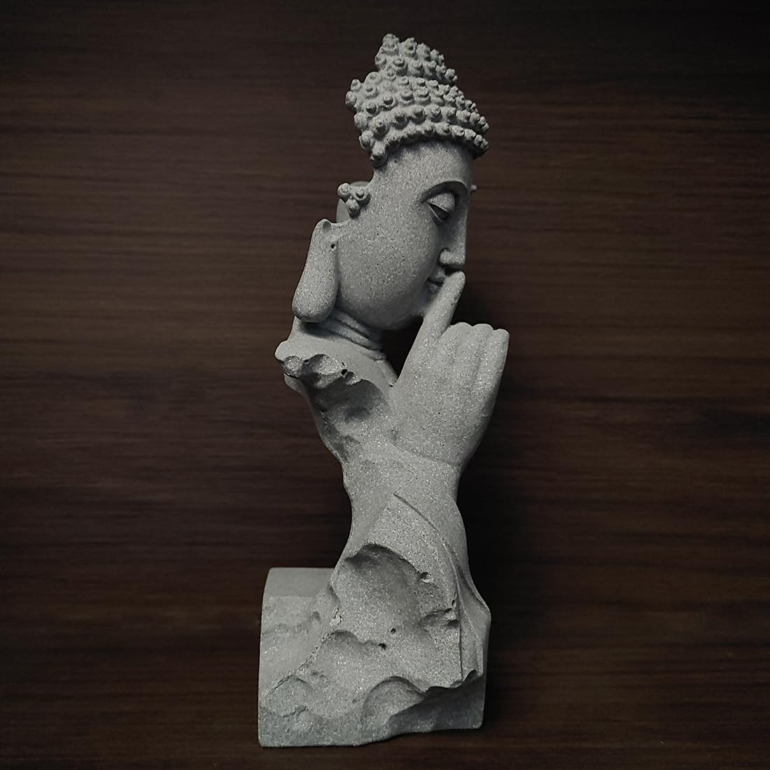 livelyfish Meditating Buddha Statue Zen Garden Statues Sandstone Thinker Buddha Sculpture Figurine for Fish Tank Aquarium Home Decorations, Gift (Medium)