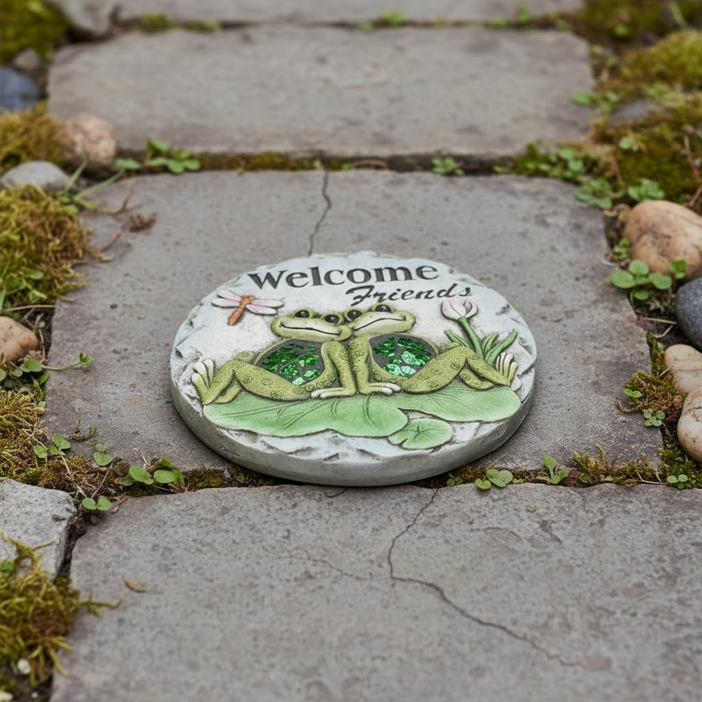 Comfy Hour 10" Frog Garden Stepping Stone, Welcome Friends Concrete Decorative Plaque, Artisan Crafted Walkway Accent for Outdoor Patio & Lawn, Green & Grey, 1 Unit
