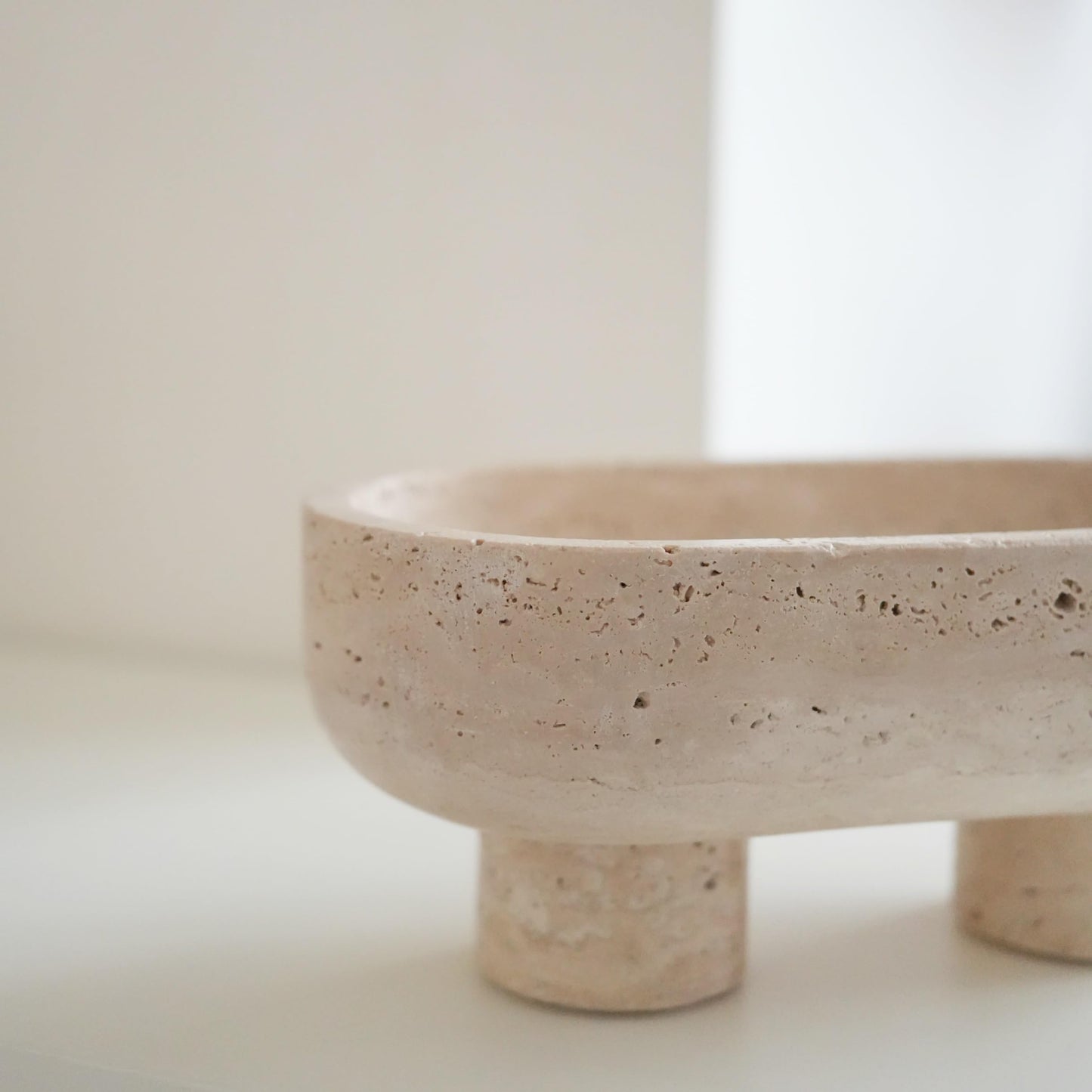 WILD WORKS Travertine Fruit Bowl, 10.2" Oval Beige Stone Serving Bowl for Kitchen Counter & Dining Table, Handcrafted Decorative Centerpiece with Non-Slip Feet for Home Decor