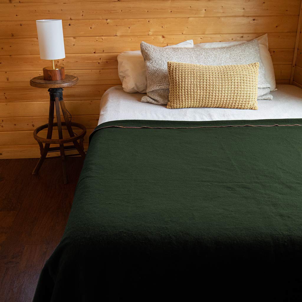 Arcturus Military Wool Blanket - Warm, Thick, Washable - Great for Outdoors, Camping, Stadium Blanket, Picnics, Travel - Car & Bushcraft Survival Kits (Olive Green)