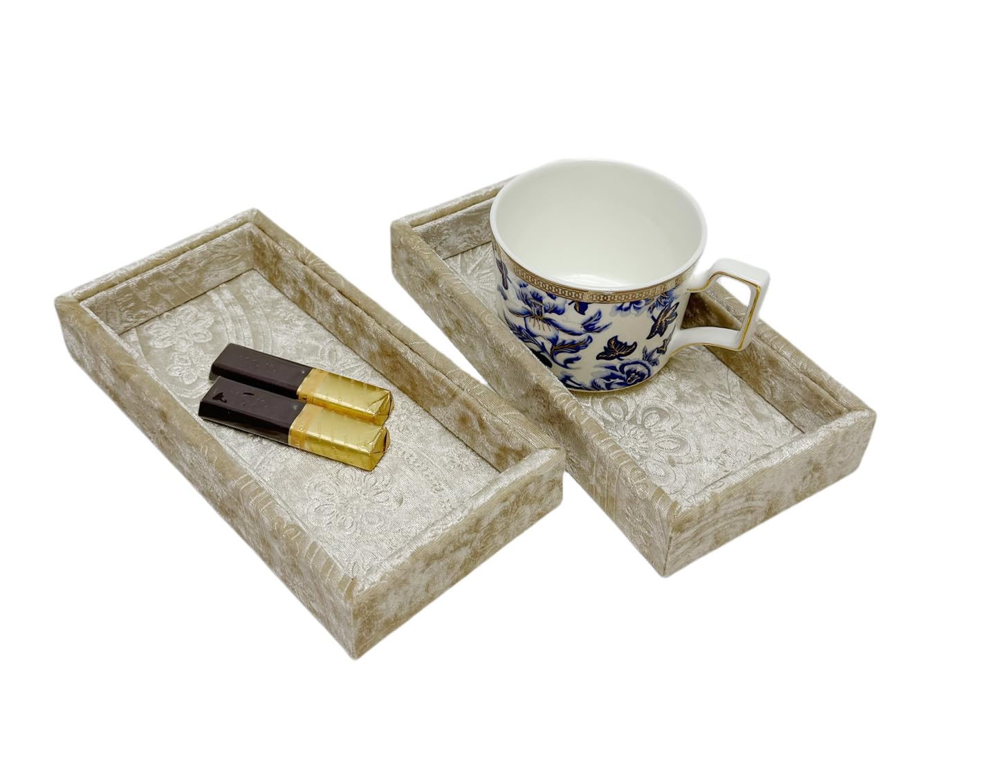 AgentMoon 2 Piece Set Sunglass or Jewelry Temporary Storage Tray. Stackable Velour Wrap Tray for Watch iPhone Earring etc. Bedside Makeup Accessories Organizer. 20 x 10 x 3cm. (Embossed Beige)