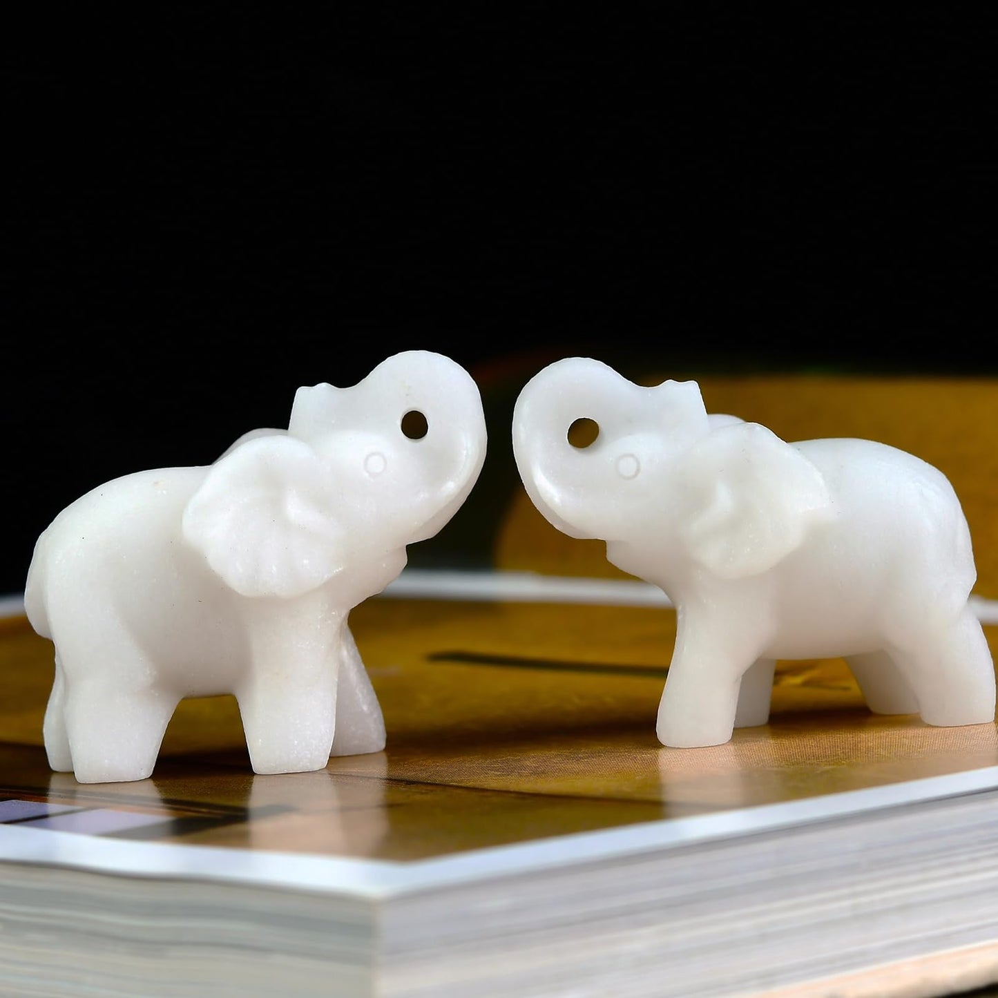 Ytbeoxk 1.8 Inch White Jade Elephant Crystal Decor, Healing Crystal Cute Figurines,White Elephant Gemstones Decorations Statue, Lucky Reiki Stones in Home and Office Meditation Gift for Women and Men