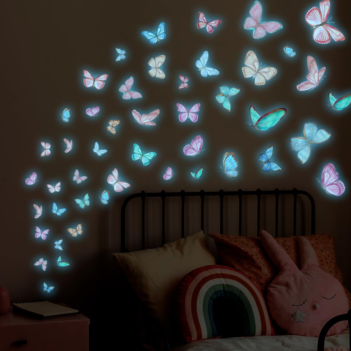 Glow in The Dark Butterfly Wall Decals Luminous Butterfly Wall Stickers Wall Art Decor for Bedroom Bathroom Decorations