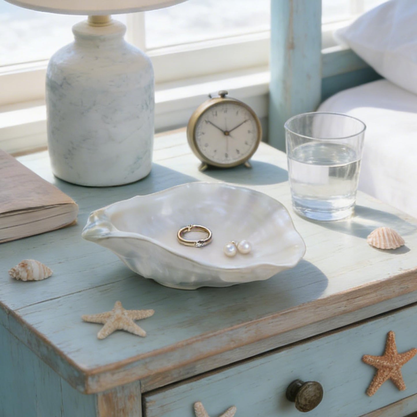 Cynkeyee Decorative Bowl Home Decor - Ceramic Shell Small Key Bowl Candy Bowls for Entryway Table, Kitchen Counter Bookshelf Coffee Table Decor 6.5x5x3 Inch
