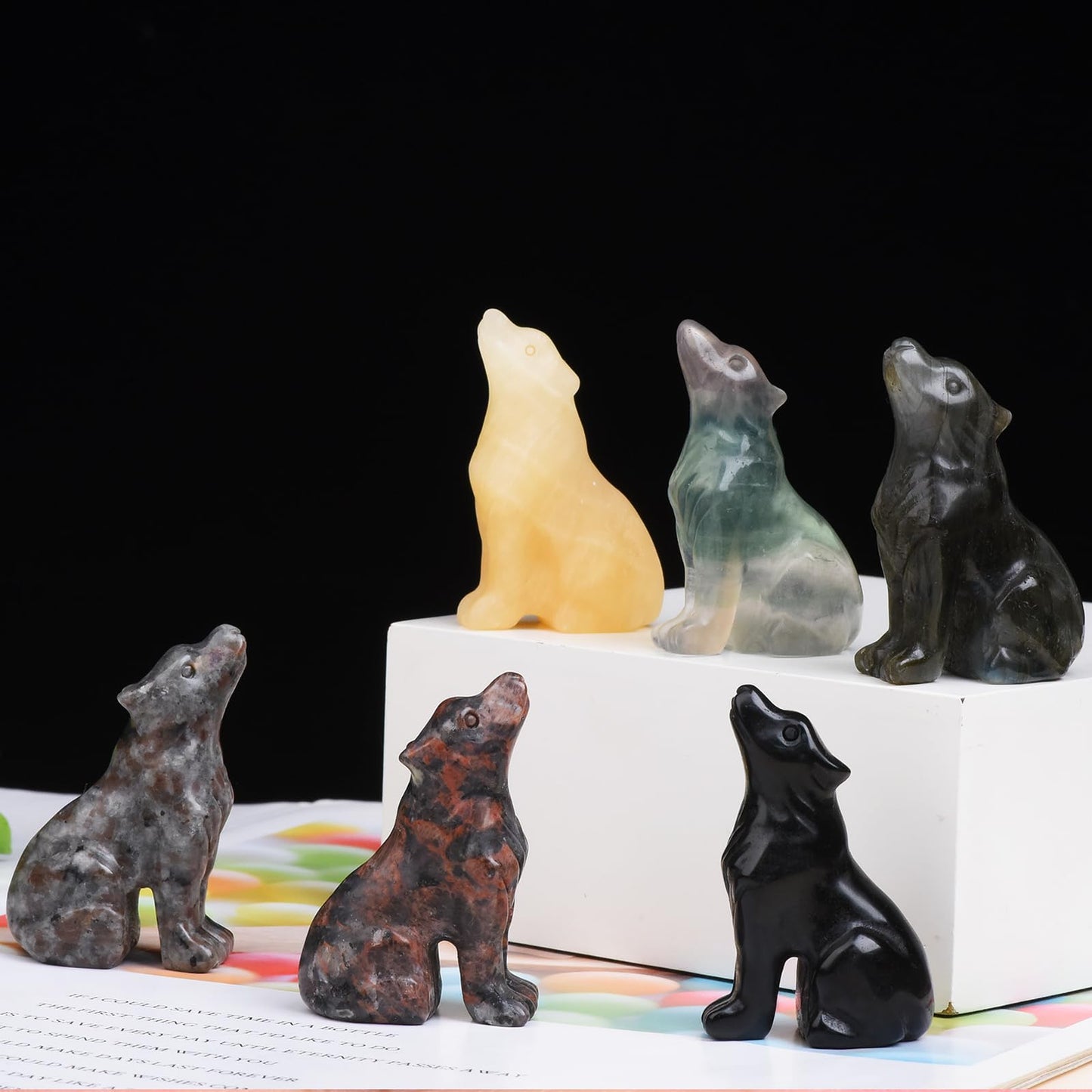 Ytbeoxk 2 Inch Mahogany Obsidian Wolf Crystal Statue Decorations, Wolf Decor Healing Crystal Wolf Figurines Hand Carved Stone Energy Gemstones for Luck Statue in Home and Office Meditation
