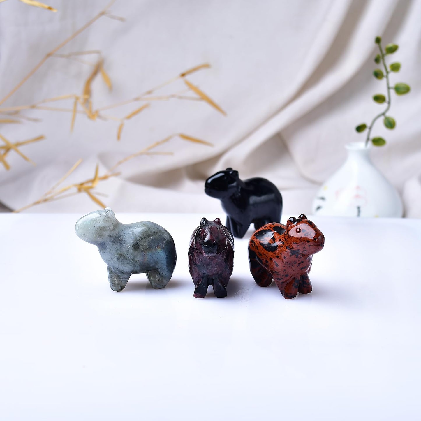 WUYOUSHI Natural Obsidian Capybara Statue 2" Healing Crystal Handmade Sculpture Lucky Guardian Pocket Statues Reiki Meditation Relieve Anxiety Office Home Decoration Gift