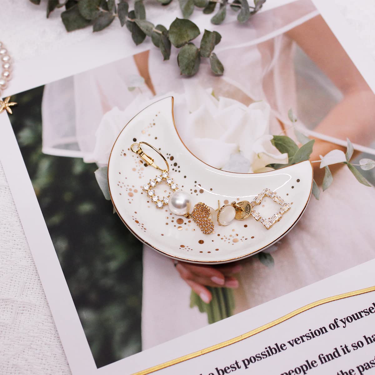 Soddeph Small Moon Ceramic Jewelry Tray, Decorative Trinket Dish, Ring Holder Plate, Modern Accent Tray for Bathroom, Nightstand, Entryway Table, Vanity (1, White)