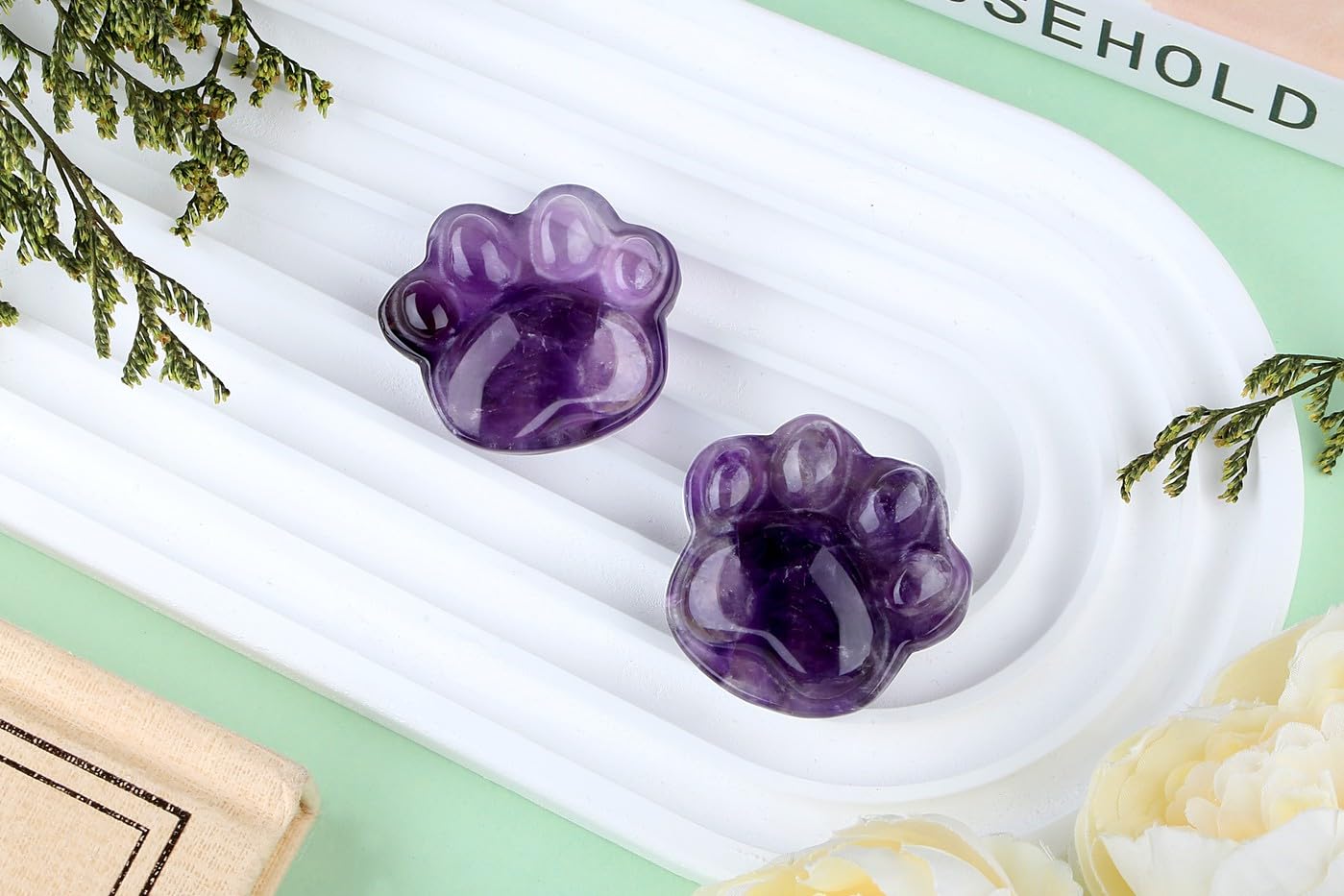 NUKAYAI Worry Stone Amethyst Cat Paw Crystal Statue Figurines Carved Healing Crystals Natural Home Decor Handcrafted Sculpture Purple Cute Lucky for Cat Lovers Women