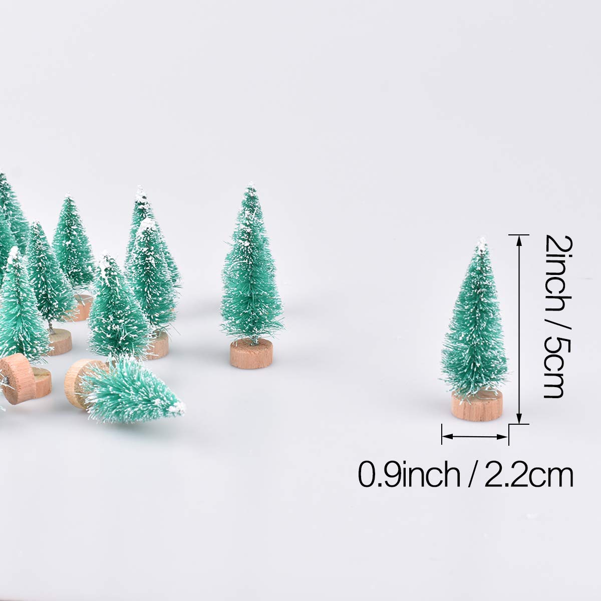 24 Pieces Artificial Mini Christmas Sisal Snow Frost Trees with Wood Base Bottle Brush Trees Plastic Winter Snow Ornaments Tabletop Trees for Christmas Party Home Decoration (Green)