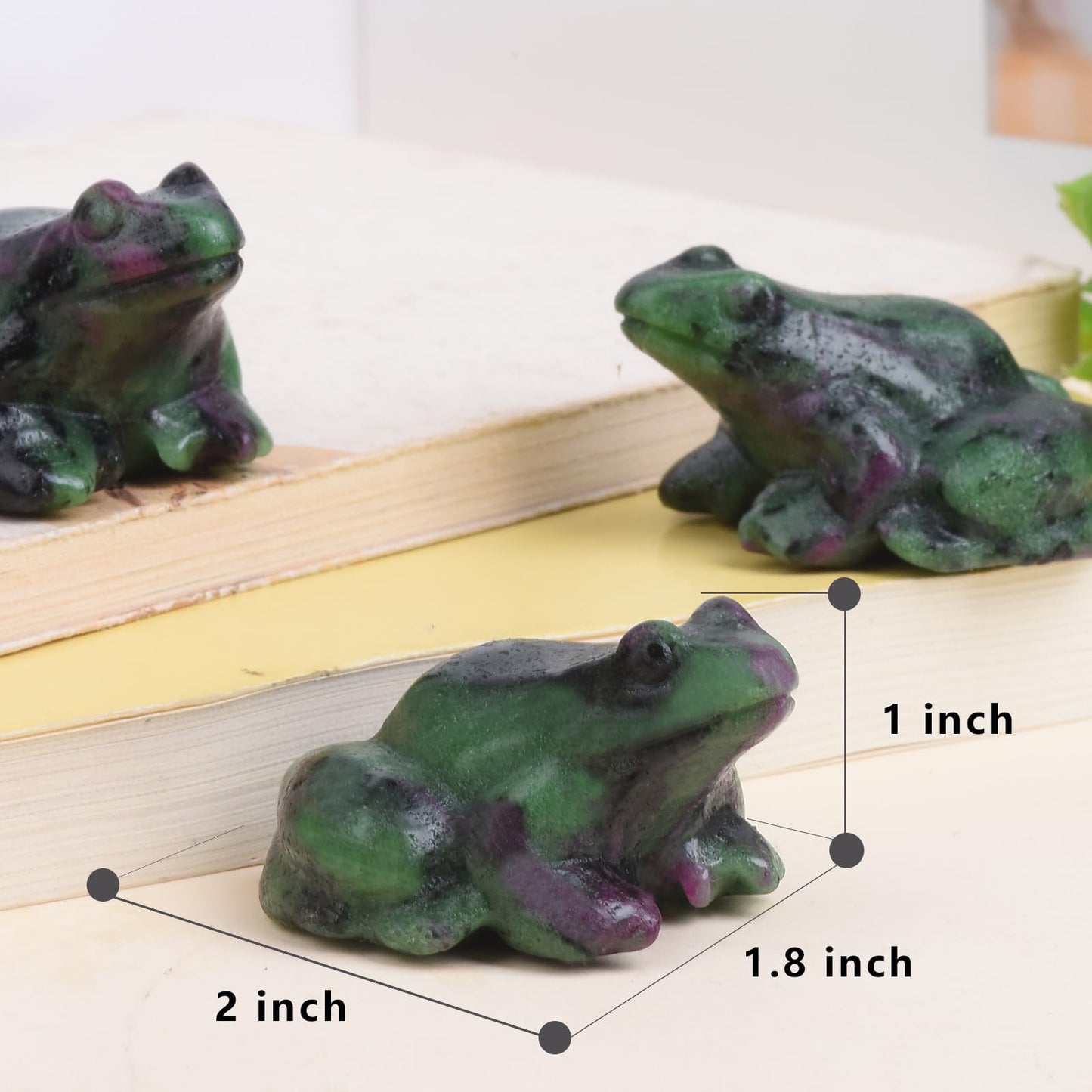 QLRSUXN 2 Inch Ruby Zoisite Frog Crystal Figurine，Frog Gifts Healing Crystal Decor，Frog Garden Statue Stone Energy Gemstones, in Bedroom Office Christmas Meditation Gifts Aquarium Decoration
