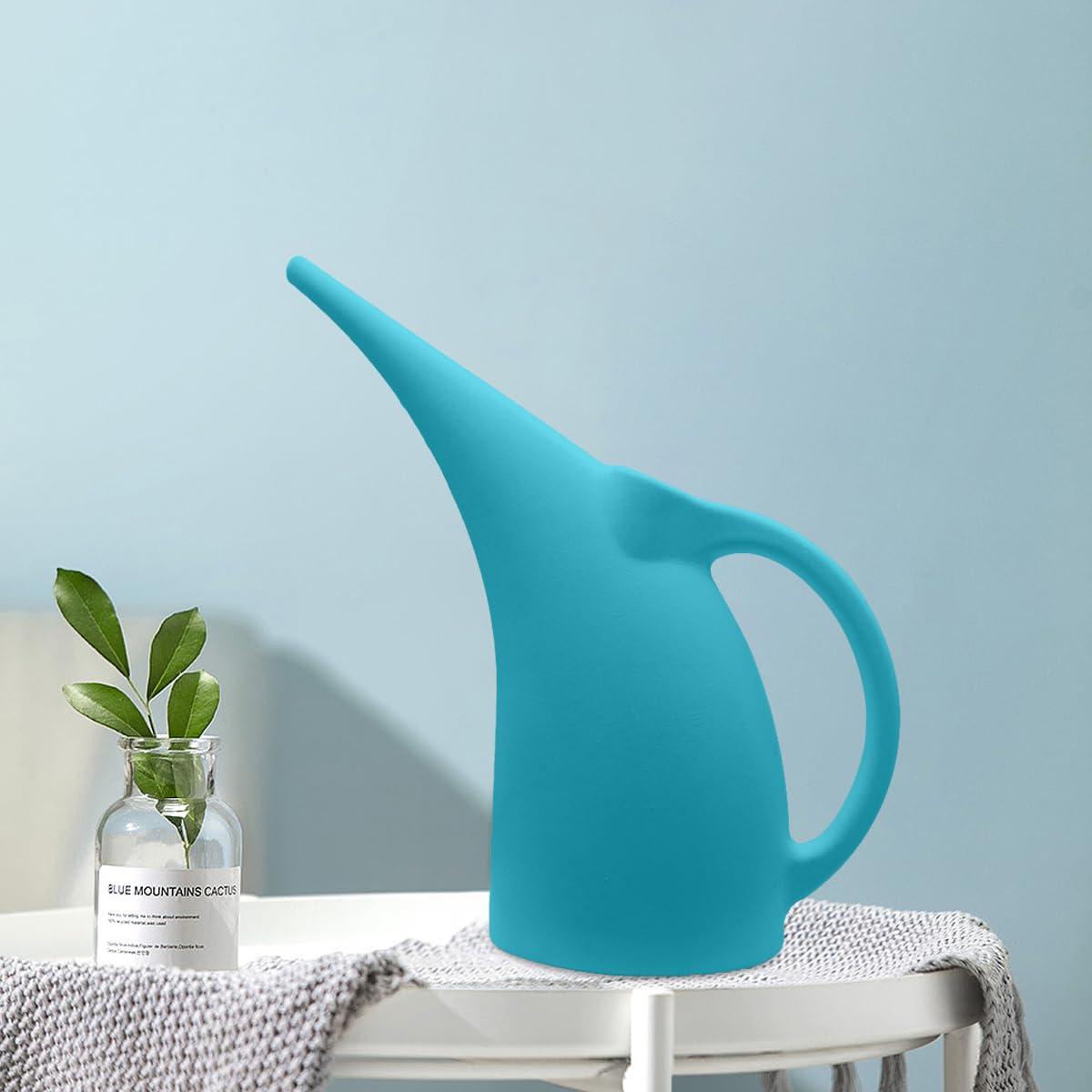 VKPLITE Plant Indoor and Outdoor Watering Can - 1/2 Gallon - Blue
