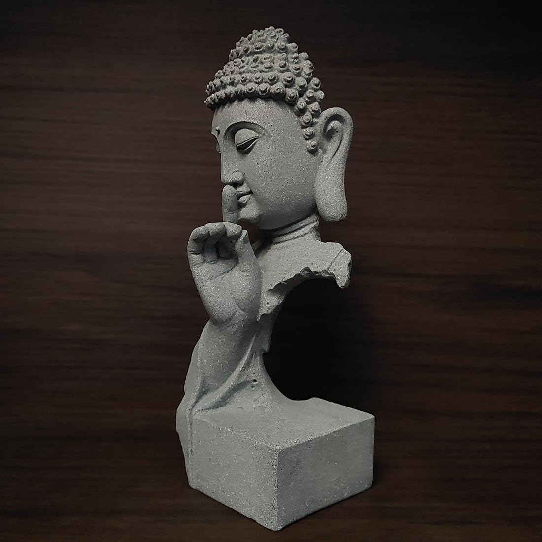 livelyfish Meditating Buddha Statue Zen Garden Statues Sandstone Thinker Buddha Sculpture Figurine for Fish Tank Aquarium Home Decorations, Gift (Medium)