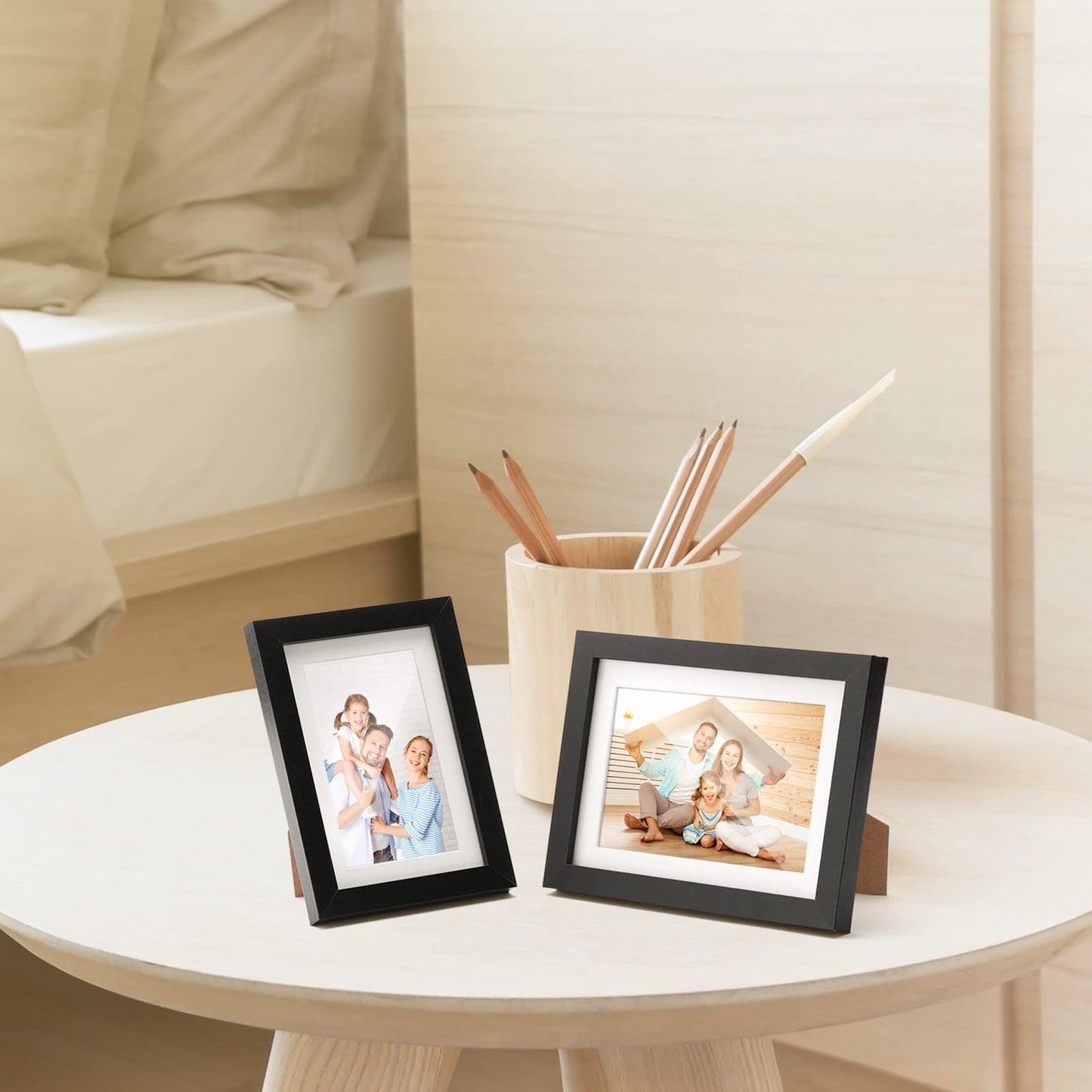 TWING 4x6 Picture Frame,Display Pictures 3x5 with Mat or 4x6 Without Mat,Small Picture Frame for Wall and Table Top Display,Black,1 Pack