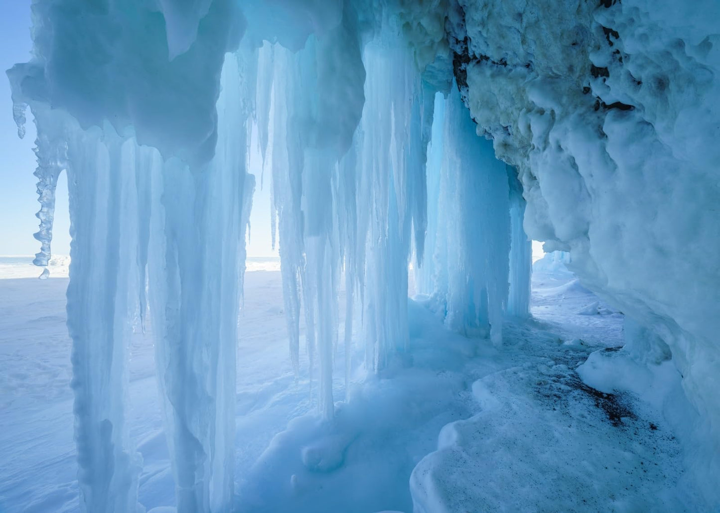 Loccor 7x5ft Fabric Ice Cave Backdrop ICY Cave with Icicles at Lake Baikal Russia Winter Landscape Background World of Ice Crystals Backdrop Winter Christmas Party Decorations Photo Studio Props