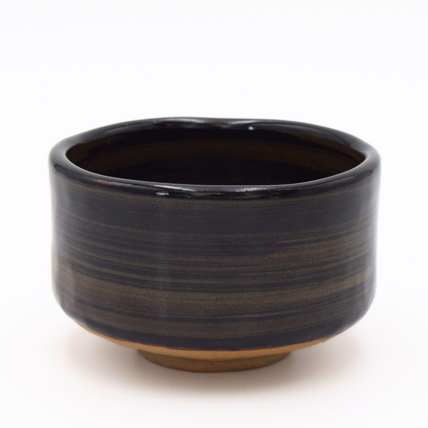 Product of Gifu Japan Ceramic Matcha Bowl, Handmade Chawan Japanese Green Tea Cup, Matcha Mixing Bowl, 400ml 13.6 oz, Brush Stroke Pattern, Black