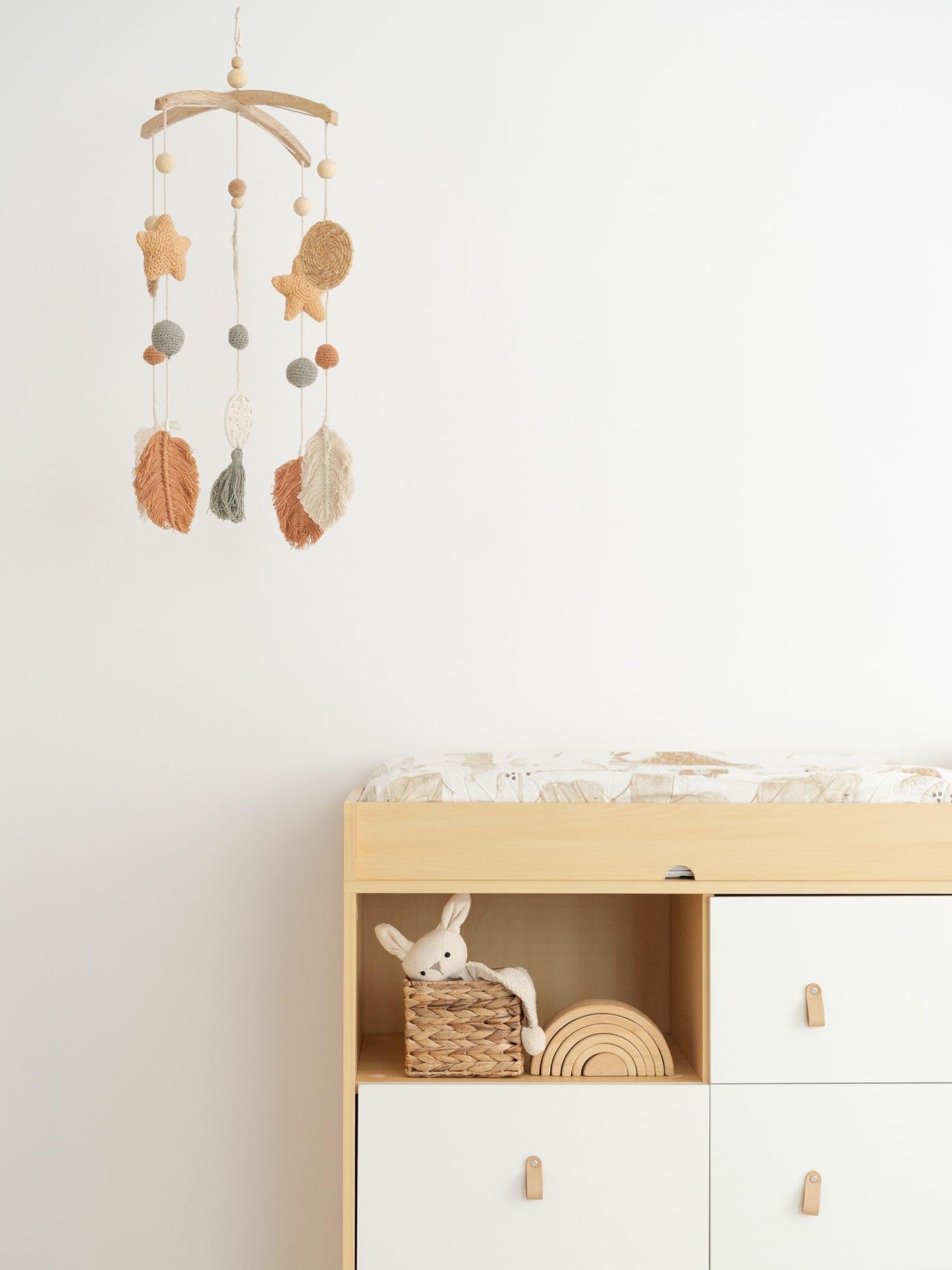 Crane Baby Willow Leaf Ceiling Hanging Decor - Handcrafted, Nursery Decoration, Whimsical Earthy Tones