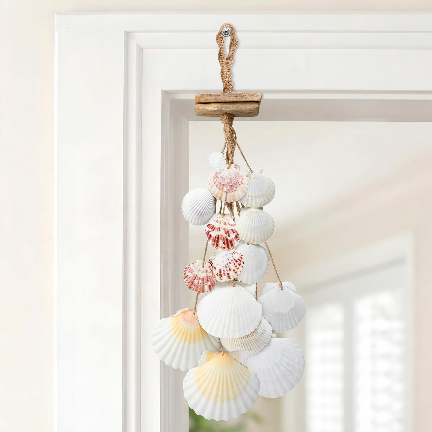 Novabright Wooden Beach Seashell Wall Hanging Decor Driftwood Seashell Wall Decor Scallop Shells Bathroom Decorations for Home Indoor Outdoor Coastal Living Room Bedroom and Dining, 20inches