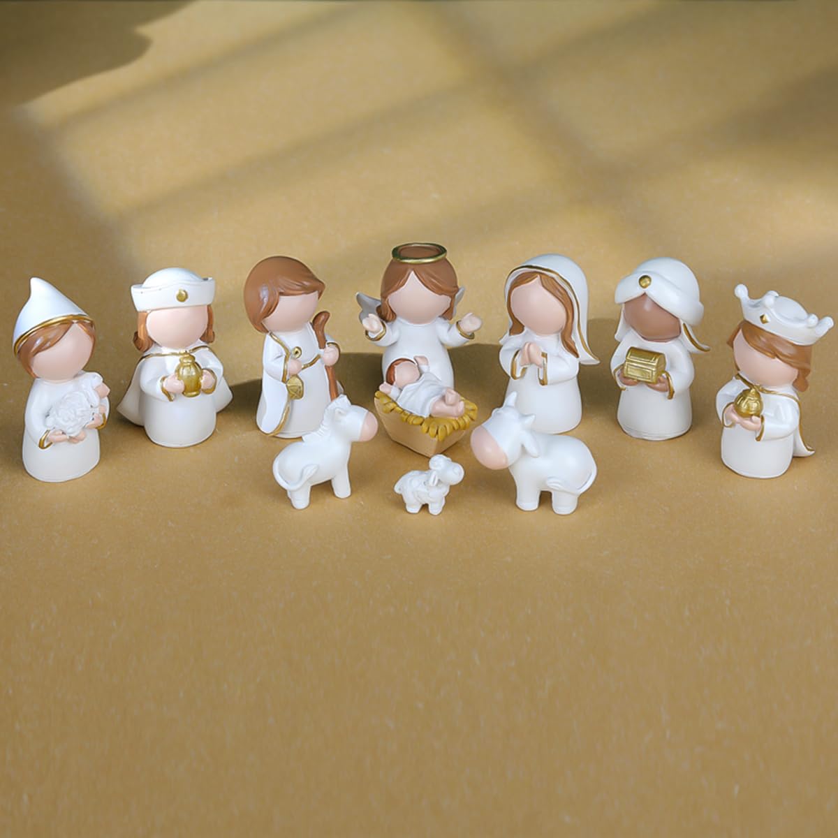 Akulgaci Christmas Nativity Set, 12 Pieces Mini Nativity Scene Figurines for Indoor Tabletop Xmas Decorations Christmas Figures (White)