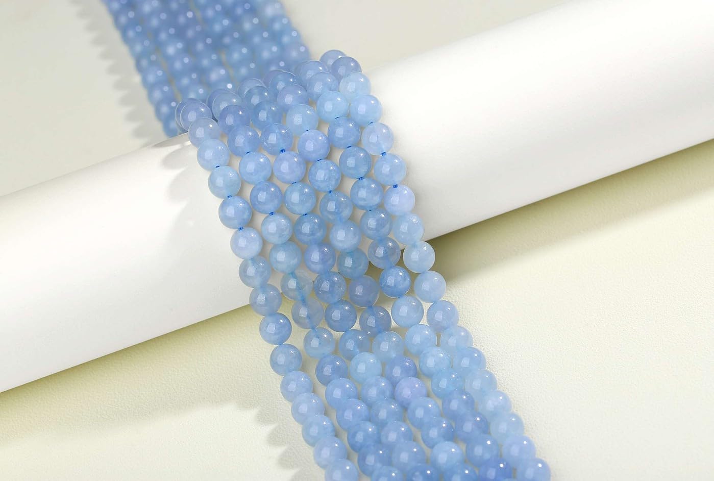 LAIDANLA Aquamarine 8mm Natural Stone Beads Round Loose Gemstone Stone Beads for DIY Bracelet Necklace Earrings Jewelry Making Polishing Genuine Real Beading Crystal 96PCS 2 Strand 32"