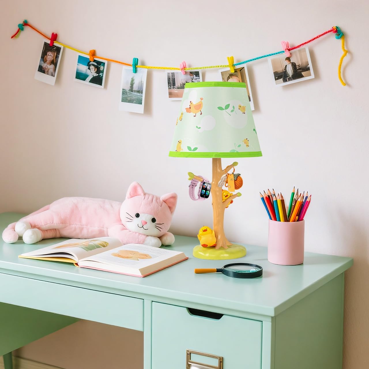 HERBESTBAY Table Lamp for Kids, 16 Inch Cute Chicken Bedside Lamp with LED Bulb, Animal Resin Desk Lamp for Boys Girls Bedroom or Nursery Decor