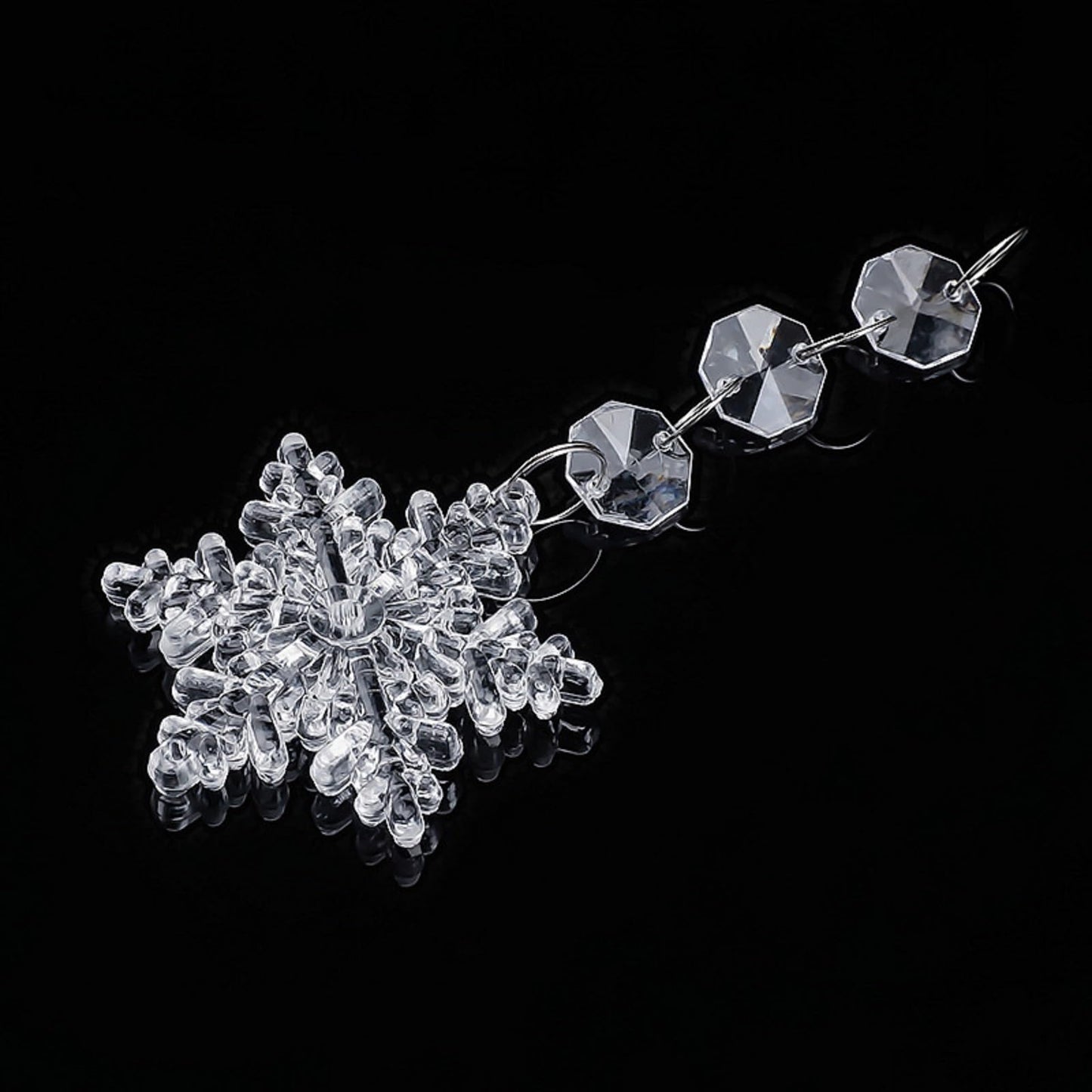 MIAO JIN 20 Pcs Plastic Winter Snowflake Drip Ornaments Xmas Tree Hanging Decorations for Christmas Tree Wedding Birthday Party Home Window Door Decorations (Transparency)